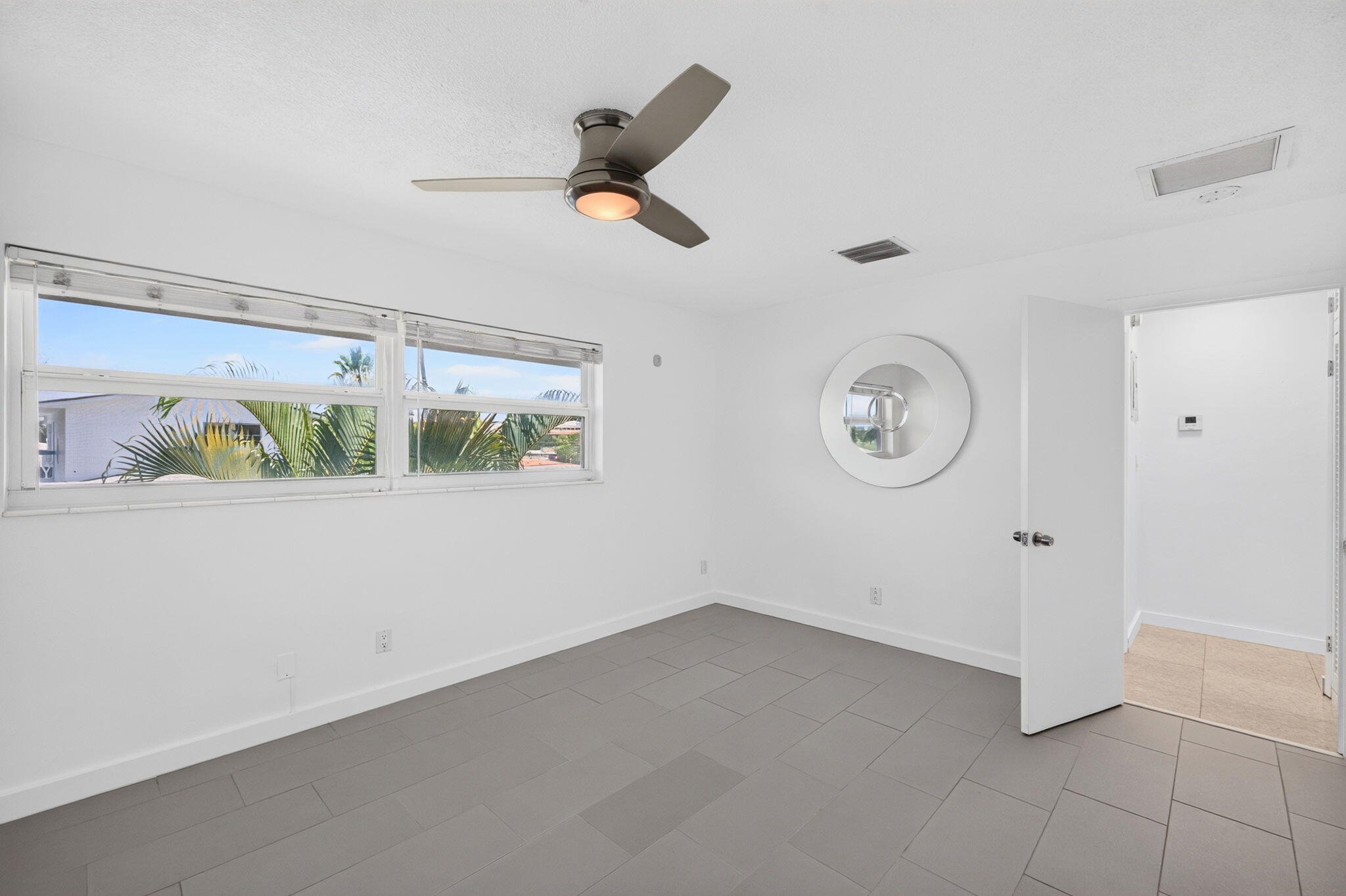 COUNTRY CLUB TERRACE CO-OP - Residential