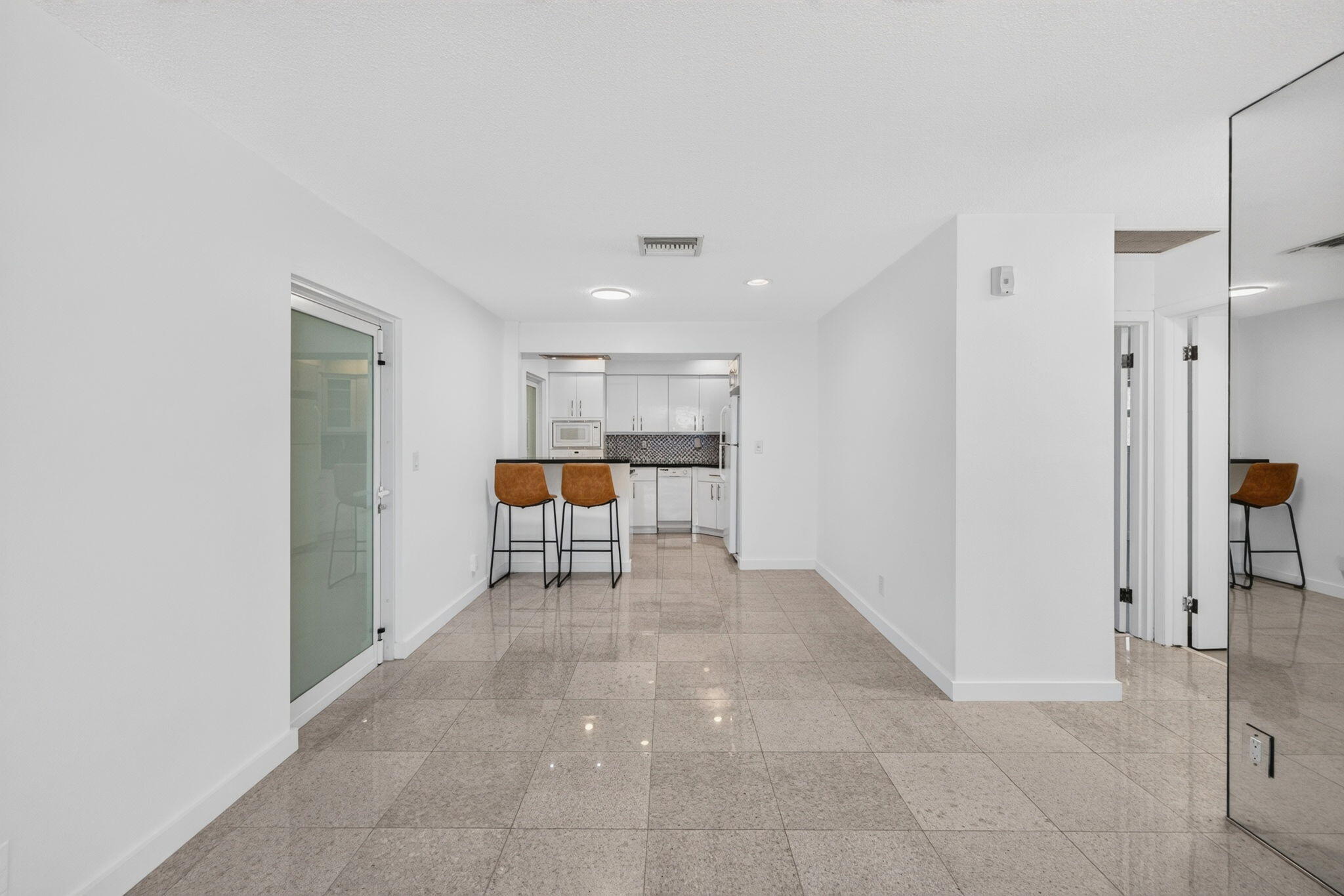 COUNTRY CLUB TERRACE CO-OP - Residential