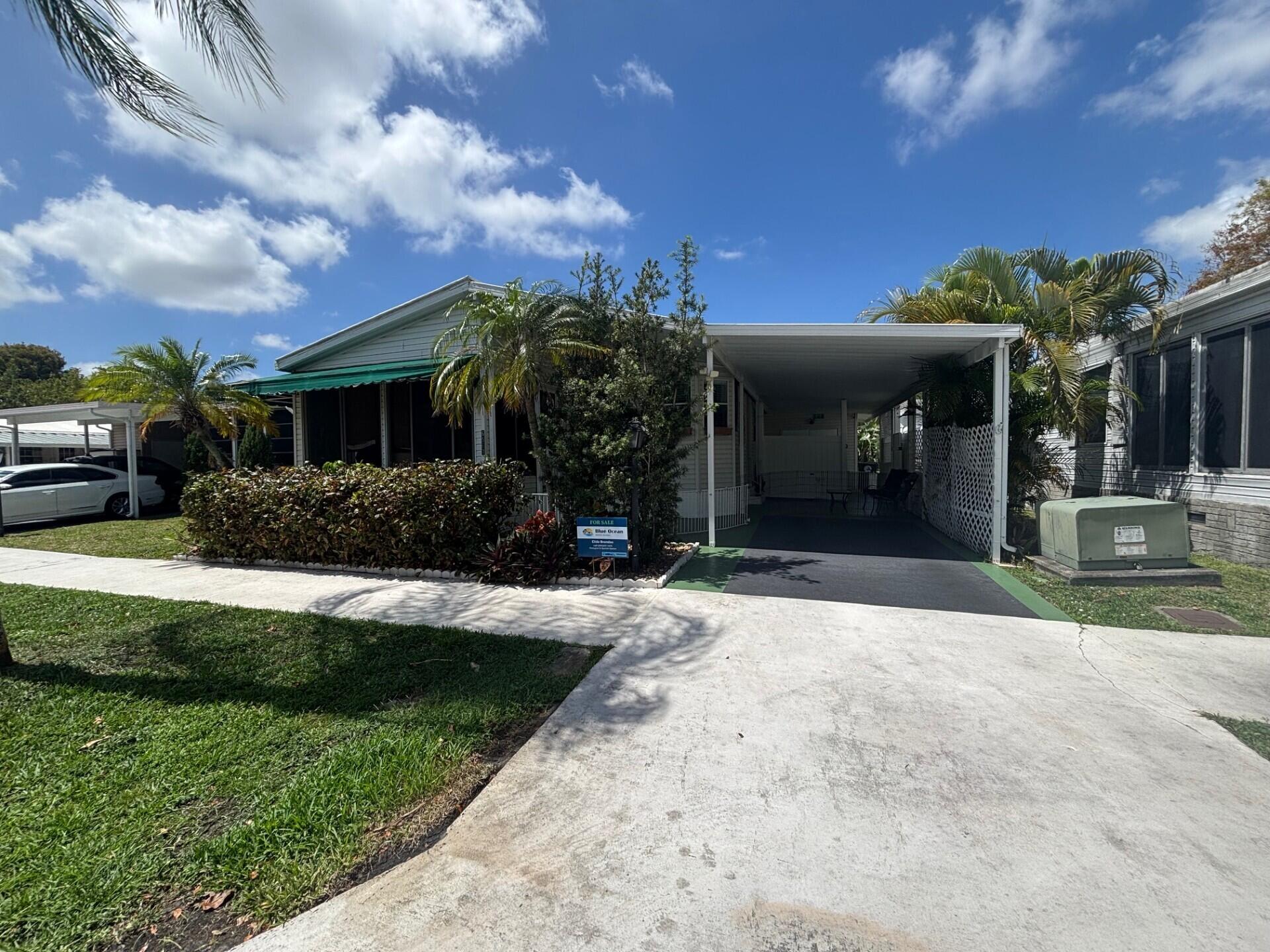 TALLOWWOOD ISLE - Residential