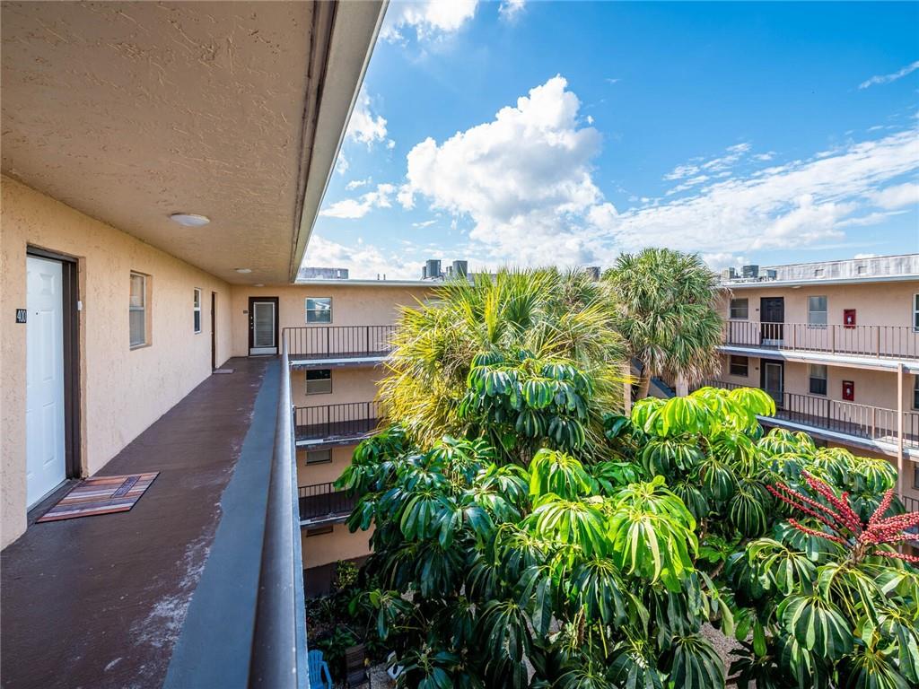 PRESENT ALL OFFERS!...BRIGHT ONE BEDROOM ONE BATH CONDOMINIUM IN SOMERSET...CERAMIC TILE FLOORS THROUGHOUT...FRESHLY PAINTED...THE UNIT IS READY FOR YOUR DESIGNER TOUCHES...FULLY APPLIANCED KITCHEN...BEDROOM BOASTS LARGE WALK-IN CLOSET...RELAX ON YOUR PRIVATE SUN-PORCH...THIS IS A 55+ COMMUNITY...SMALL DOGS OK...CASH PURCHASE ONLY...POOL, CLUBHOUSE, BBQ AREA...
