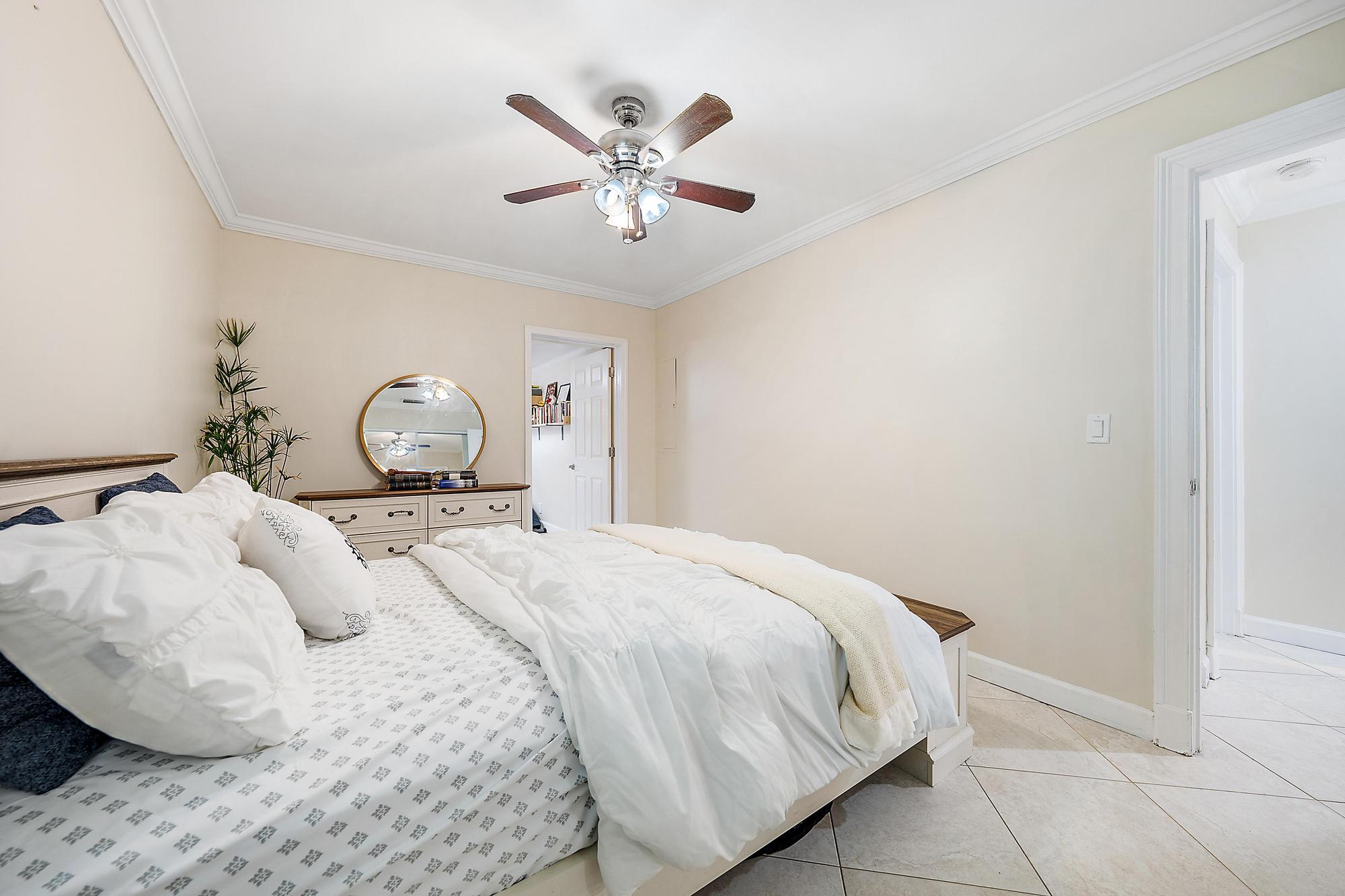 WILLA PARK - Residential Lease