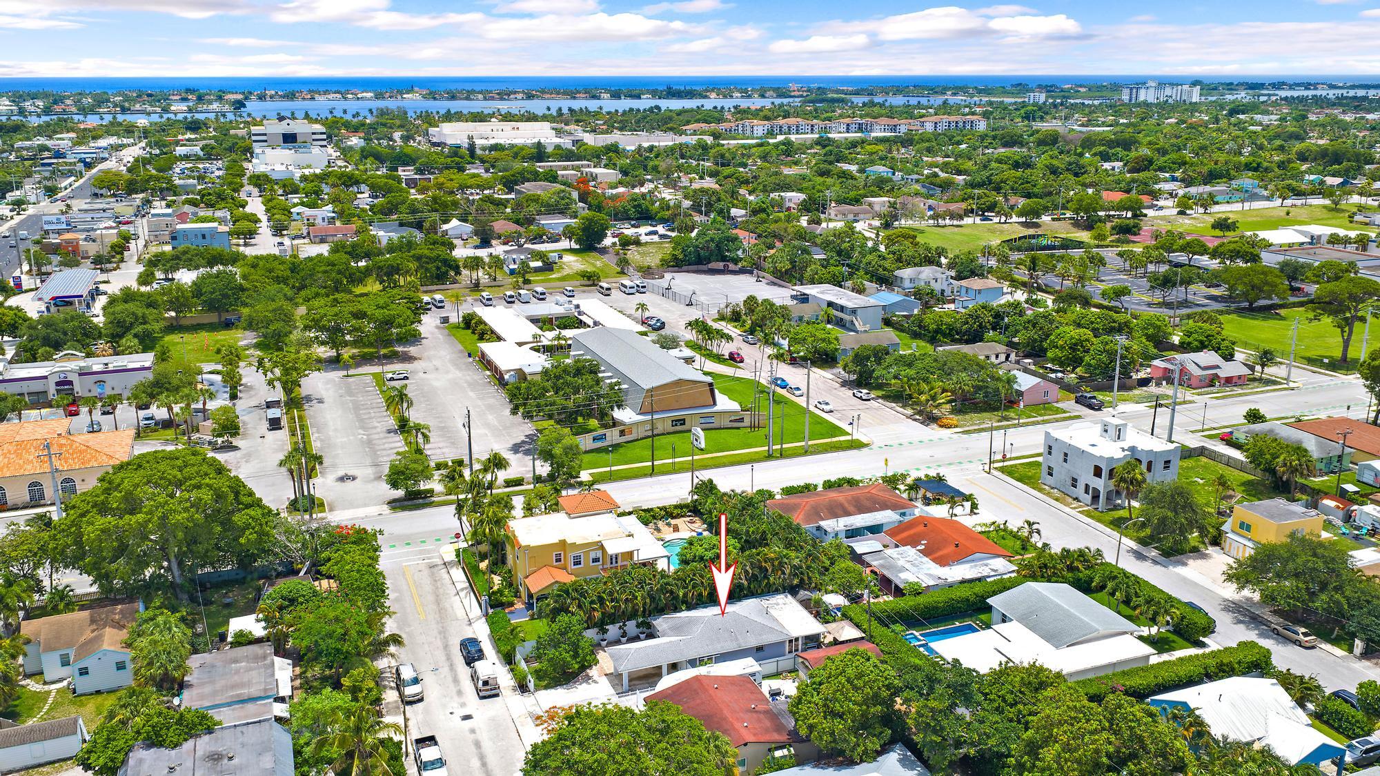 WILLA PARK - Residential Lease