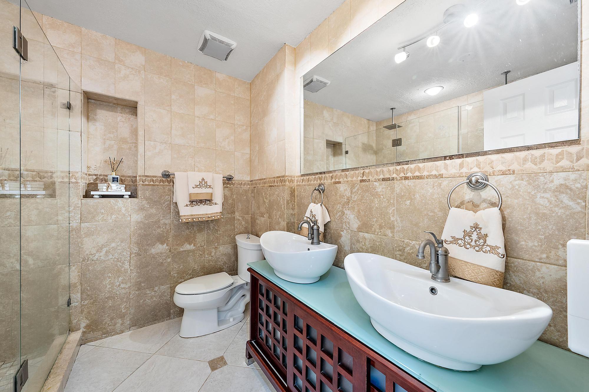 WILLA PARK - Residential Lease
