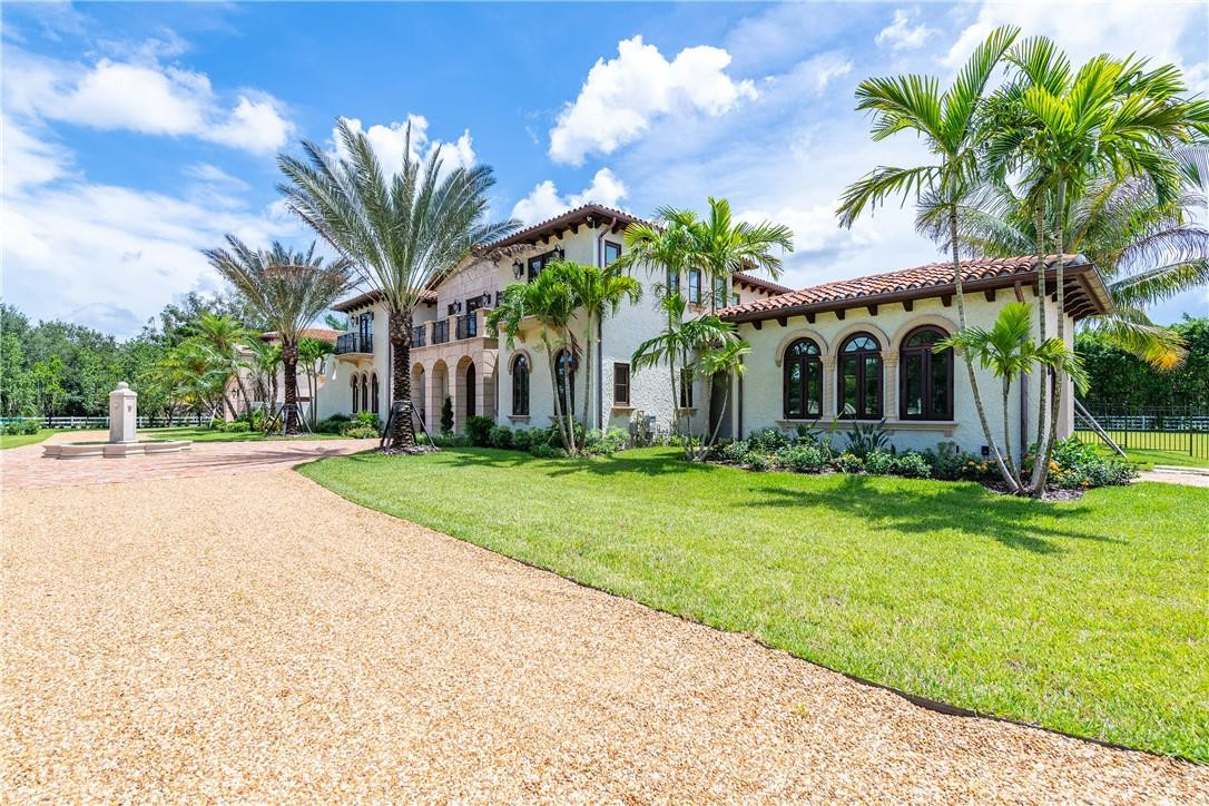 SUNSHINE RANCHES - Residential
