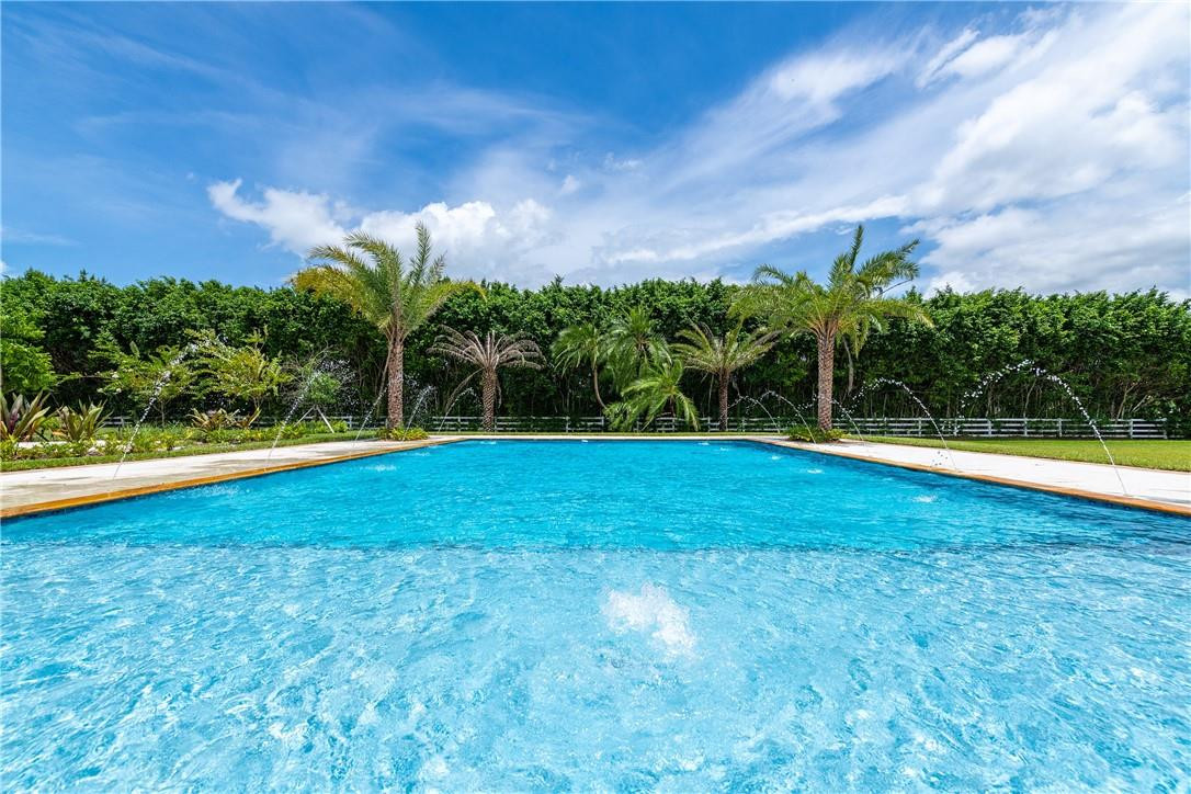 SUNSHINE RANCHES - Residential