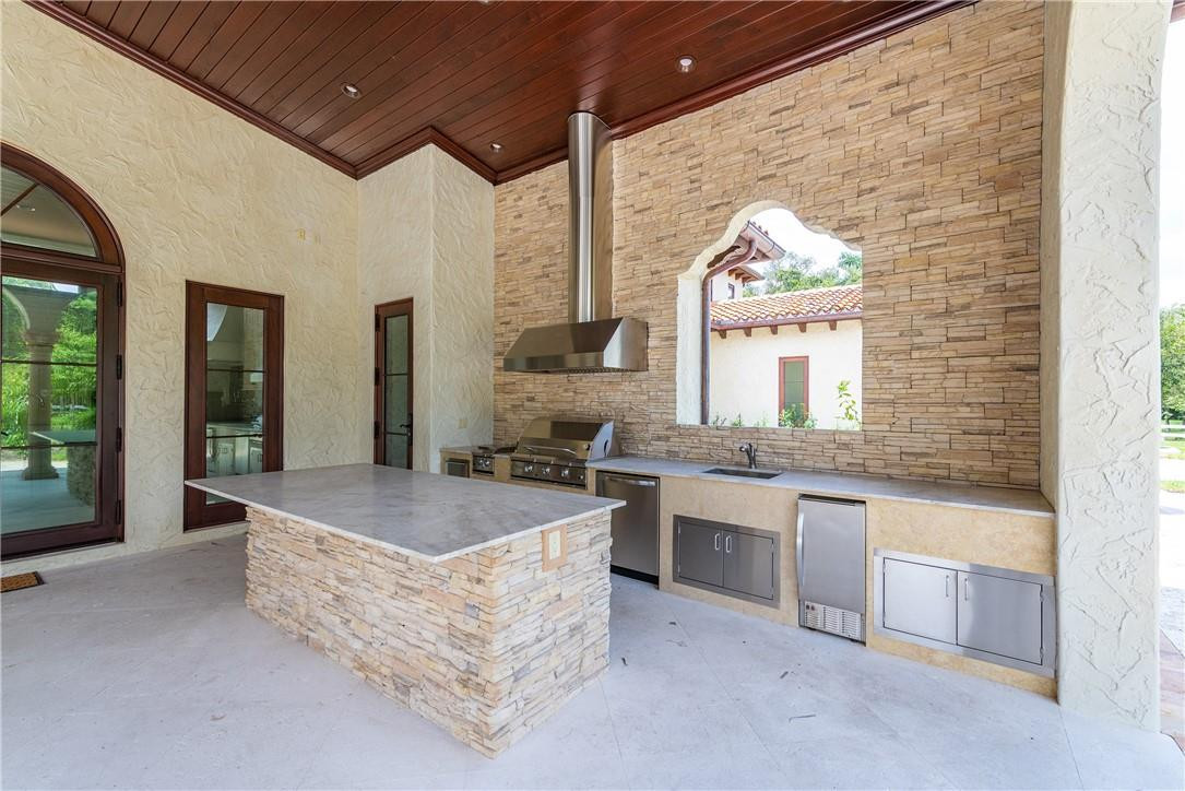 SUNSHINE RANCHES - Residential