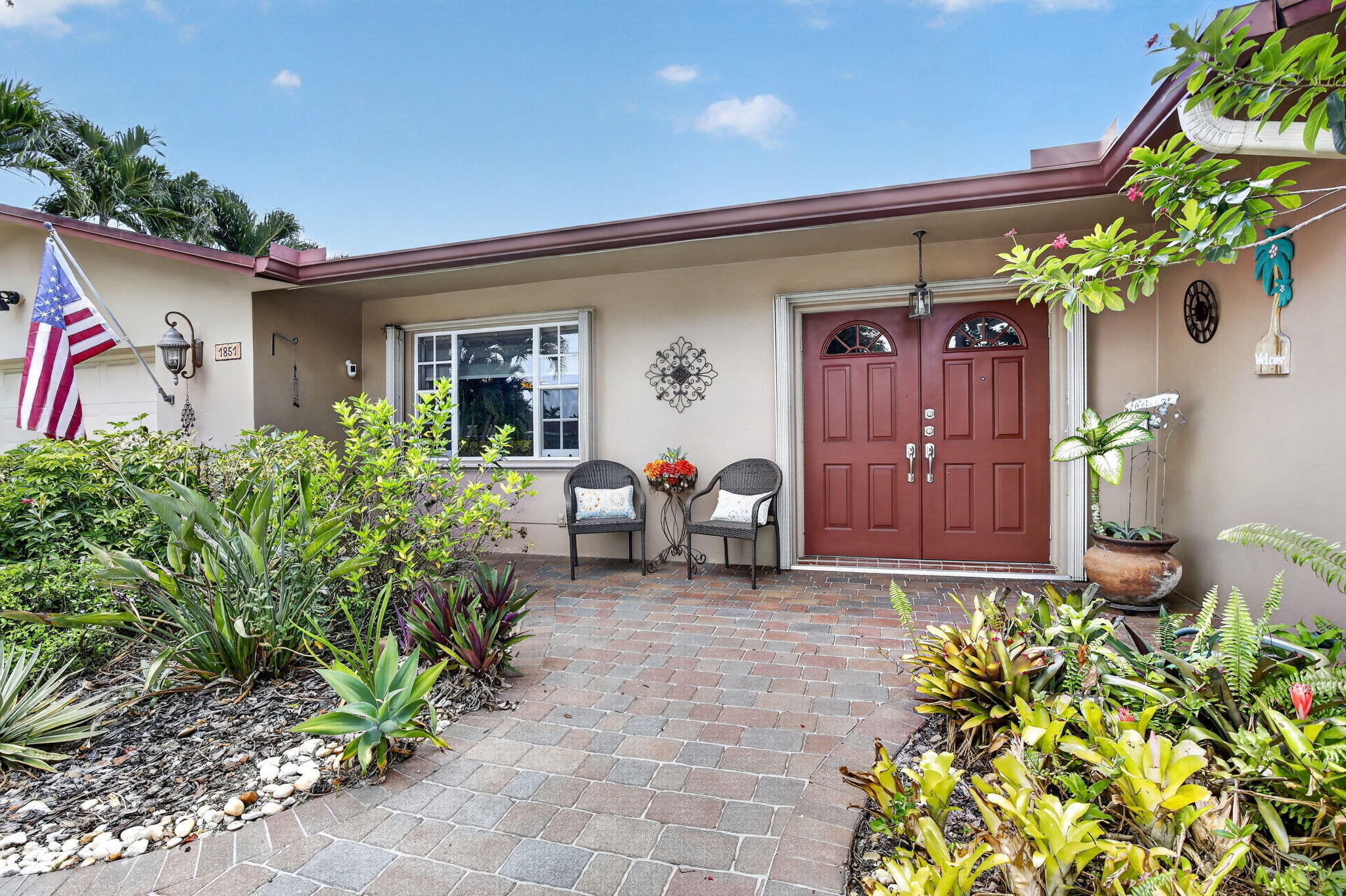 PEMBROKE LAKES SEC 1 - Residential