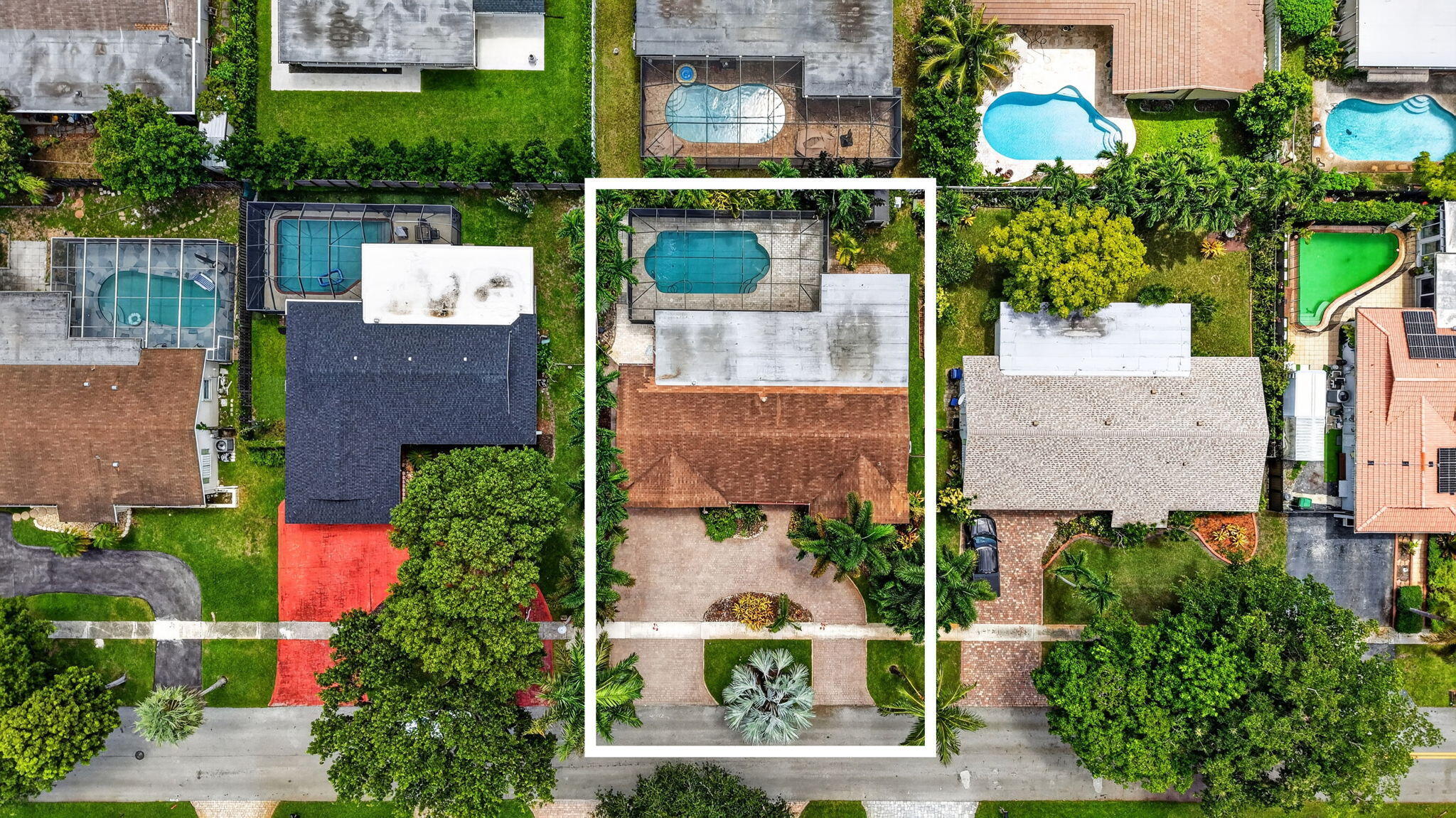 PEMBROKE LAKES SEC 1 - Residential