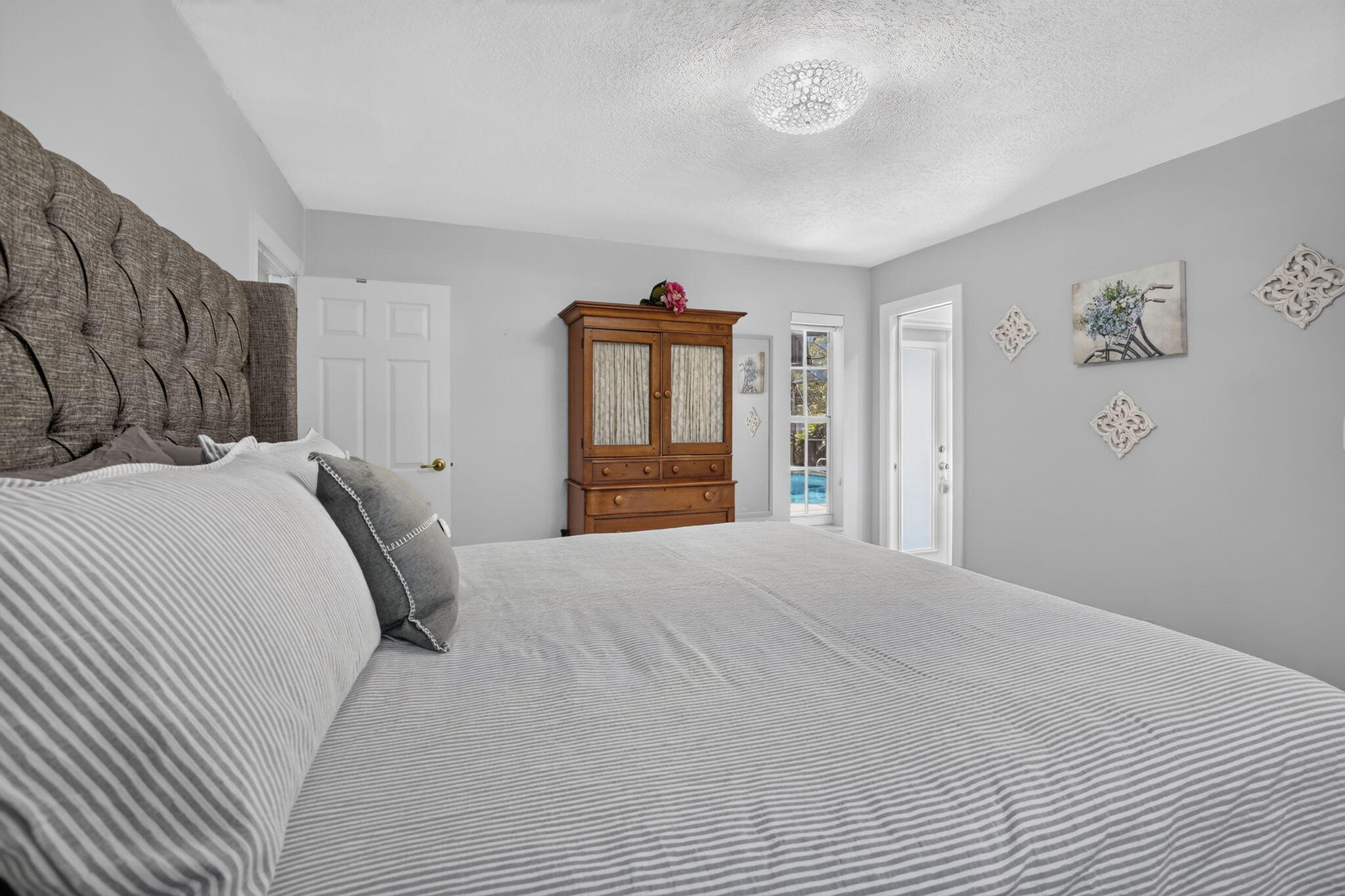 PEMBROKE LAKES SEC 1 - Residential