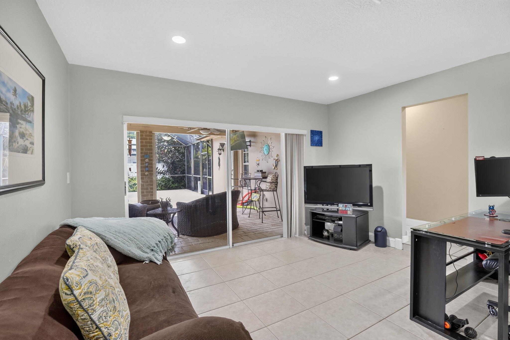 PEMBROKE LAKES SEC 1 - Residential