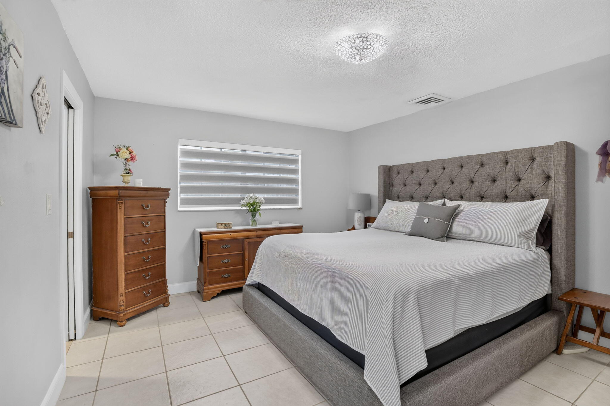 PEMBROKE LAKES SEC 1 - Residential