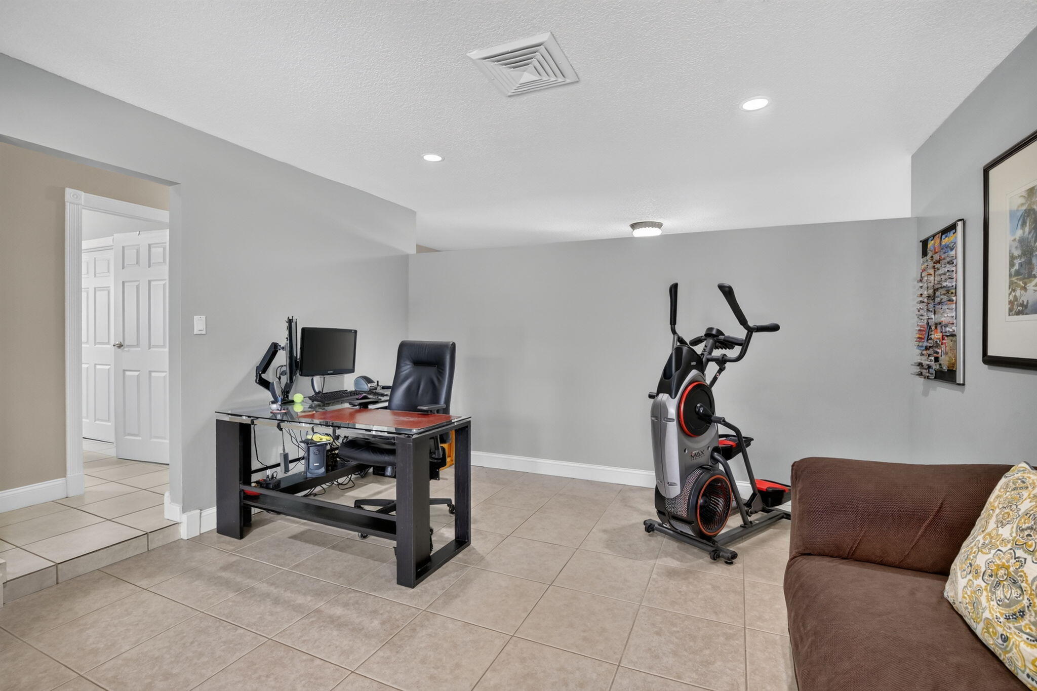 PEMBROKE LAKES SEC 1 - Residential