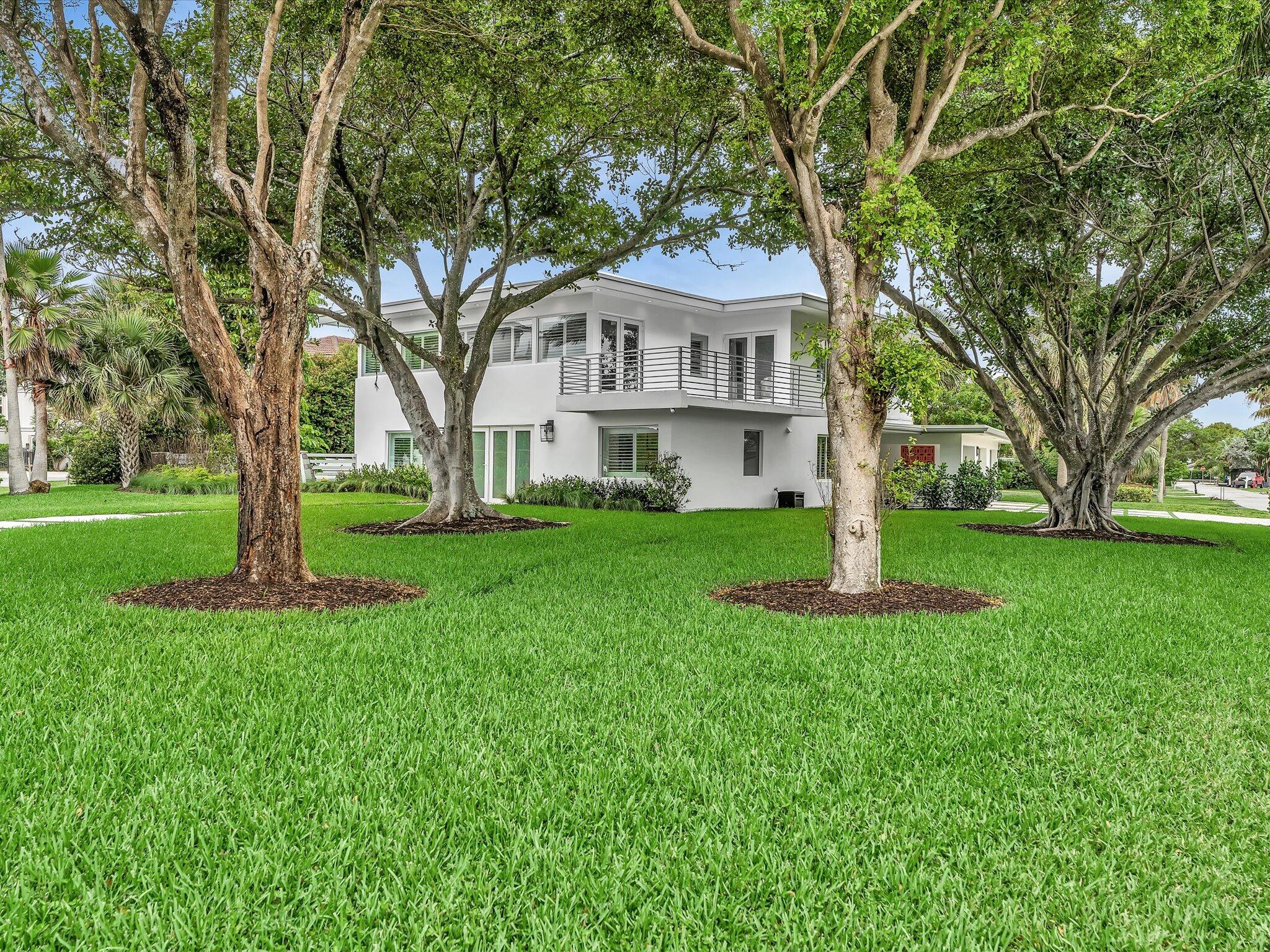 HILLSBORO SHORES SEC - Residential
