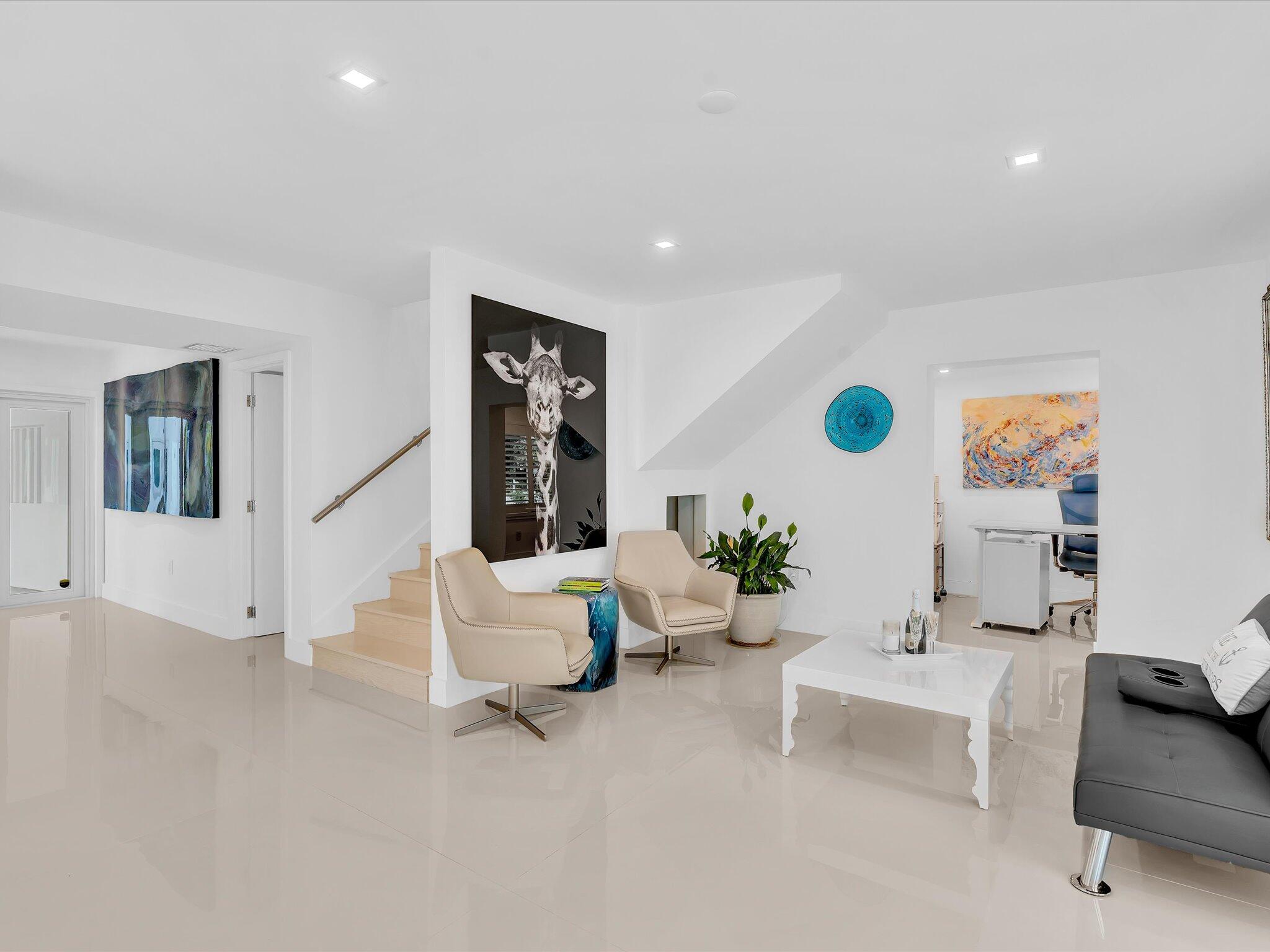 HILLSBORO SHORES SEC - Residential