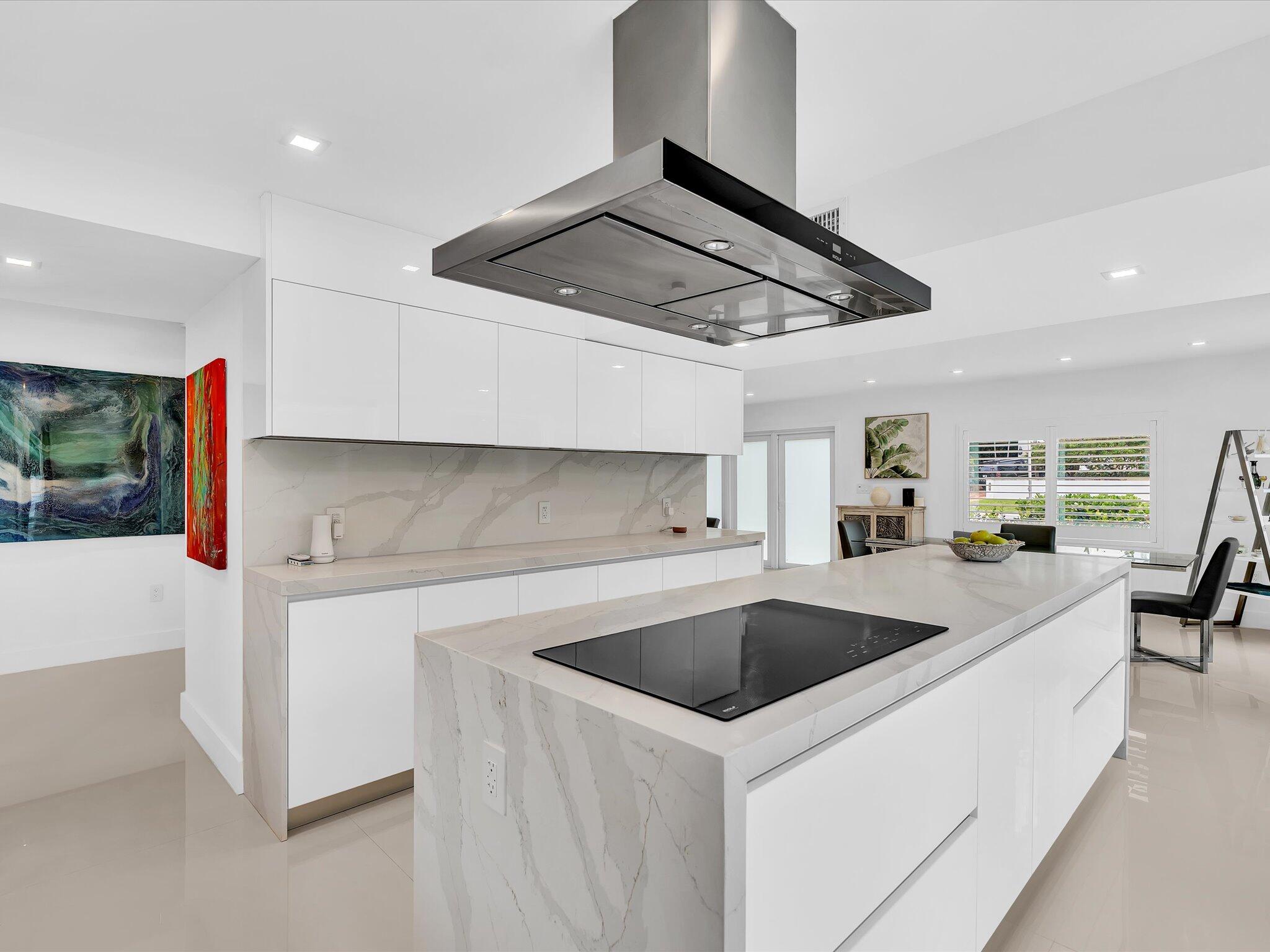 HILLSBORO SHORES SEC - Residential