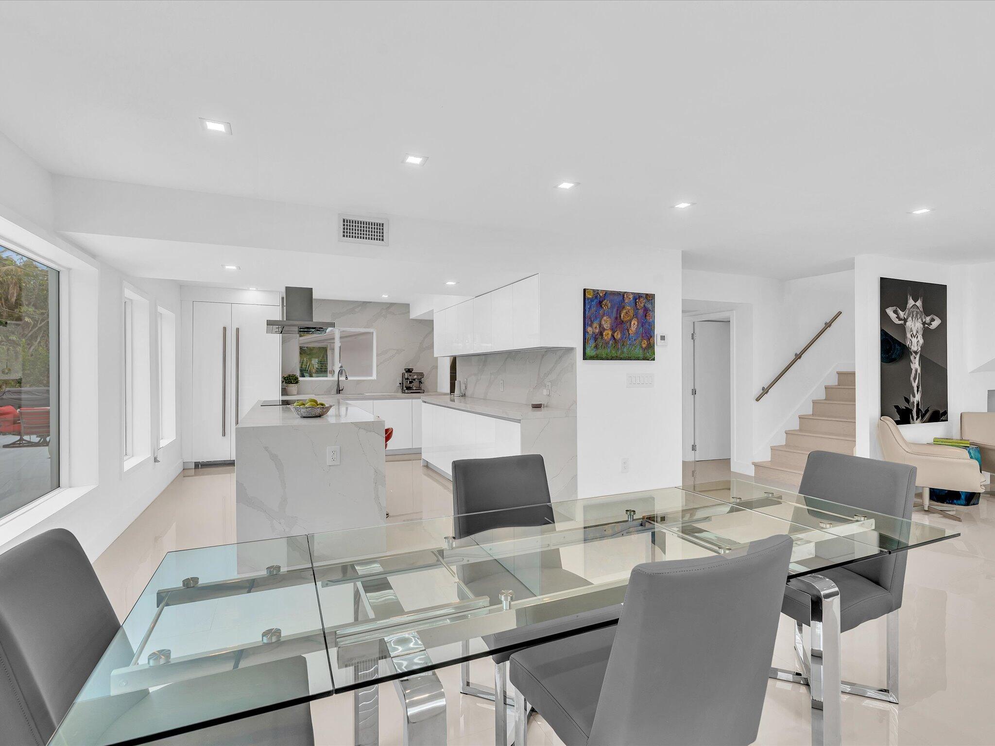 HILLSBORO SHORES SEC - Residential