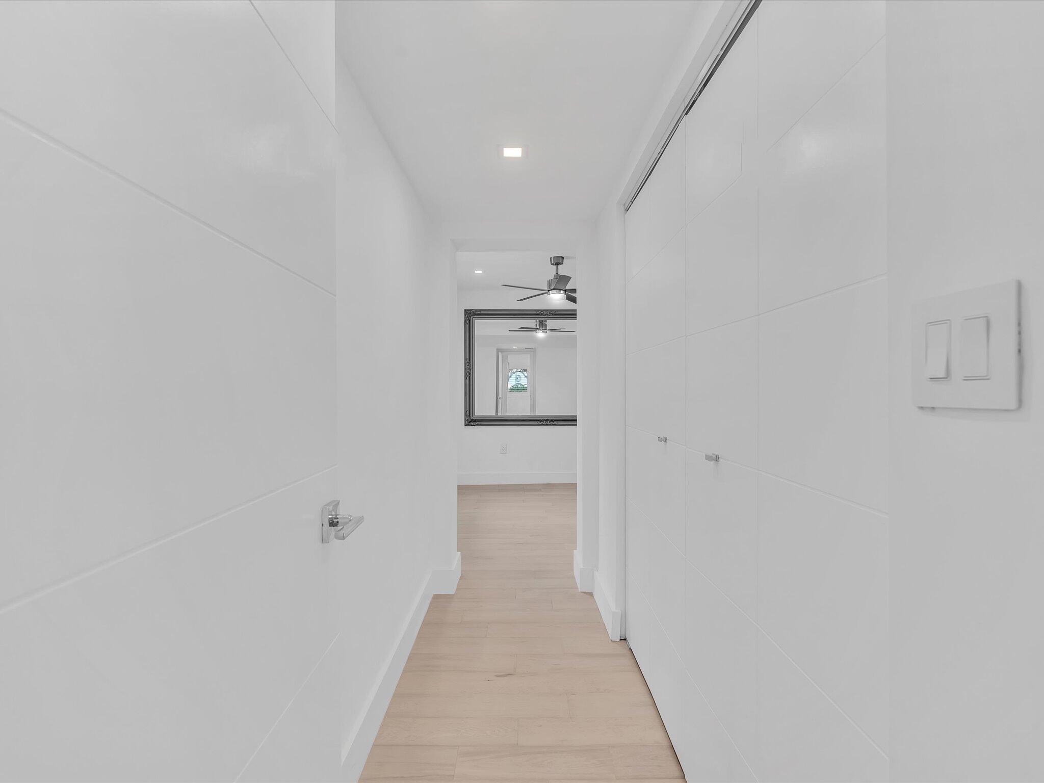 HILLSBORO SHORES SEC - Residential