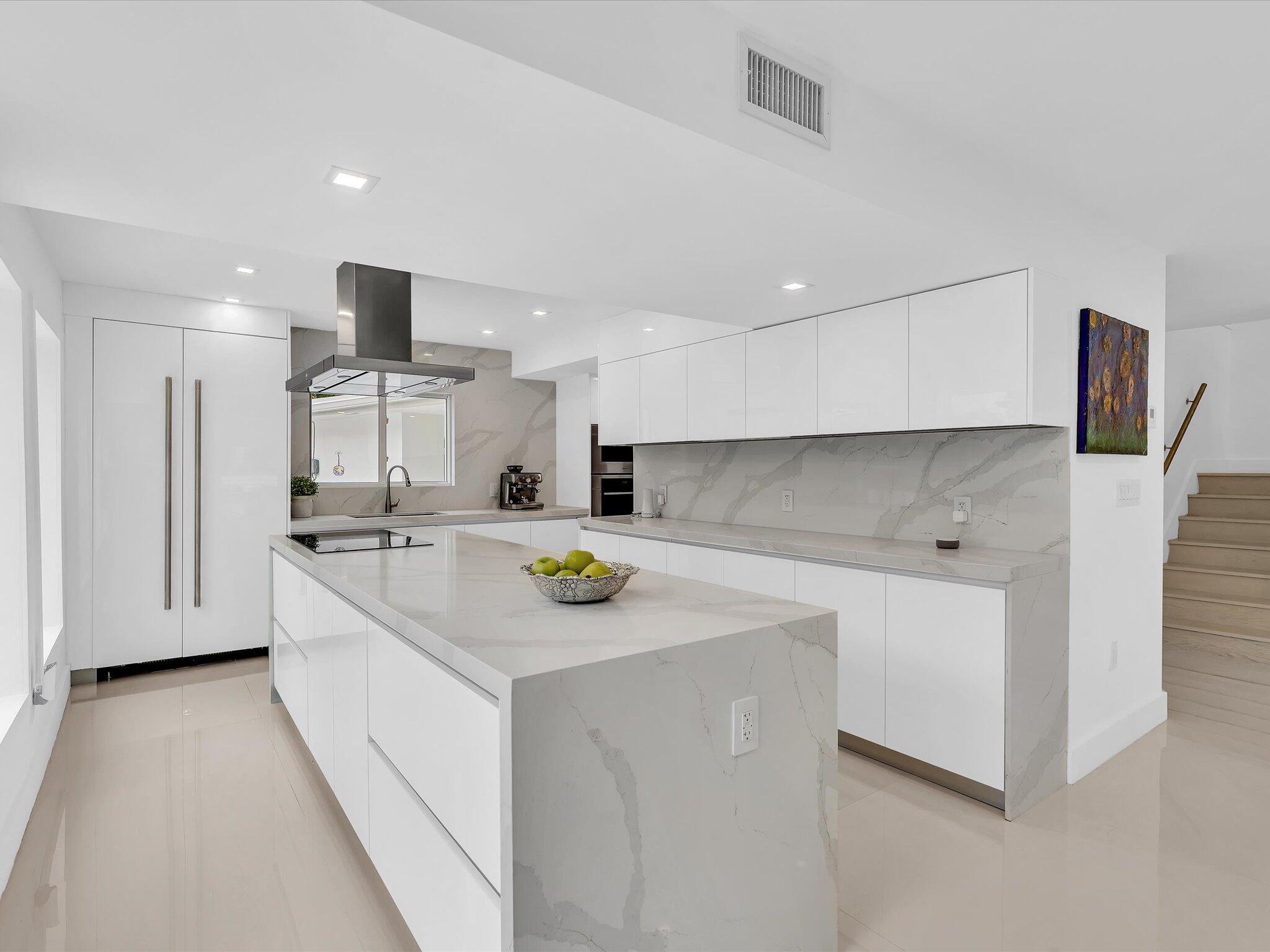 HILLSBORO SHORES SEC - Residential