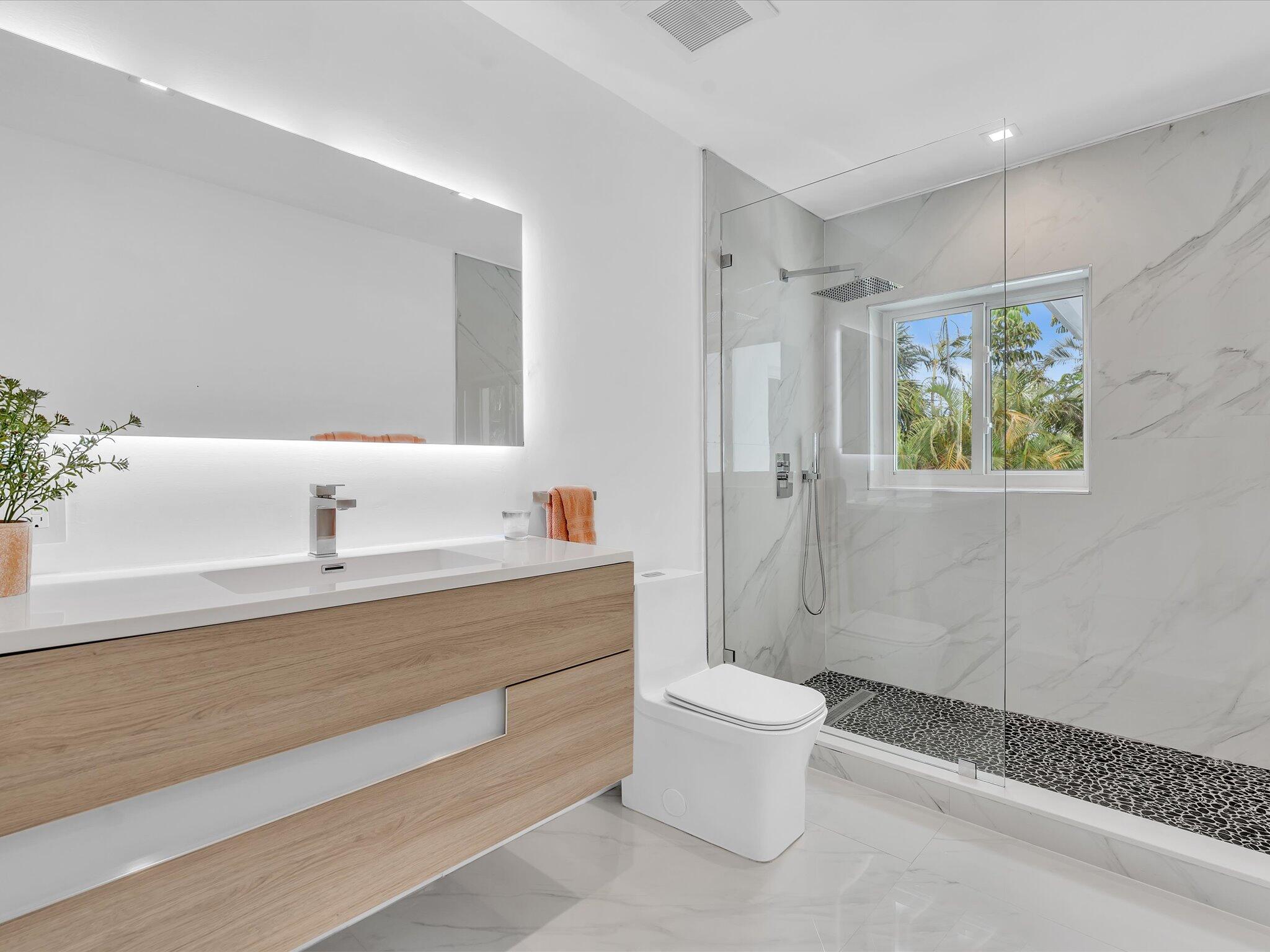 HILLSBORO SHORES SEC - Residential