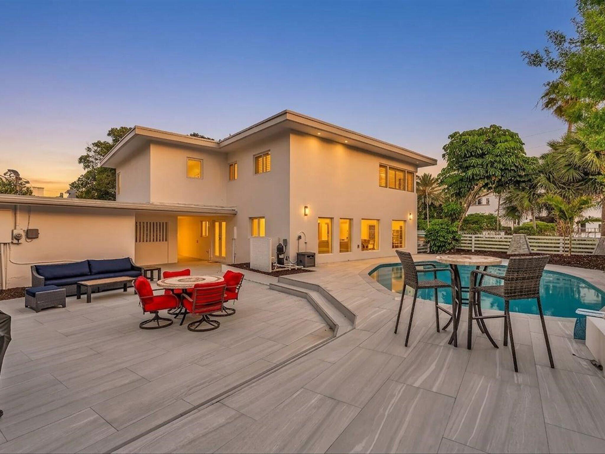 HILLSBORO SHORES SEC - Residential