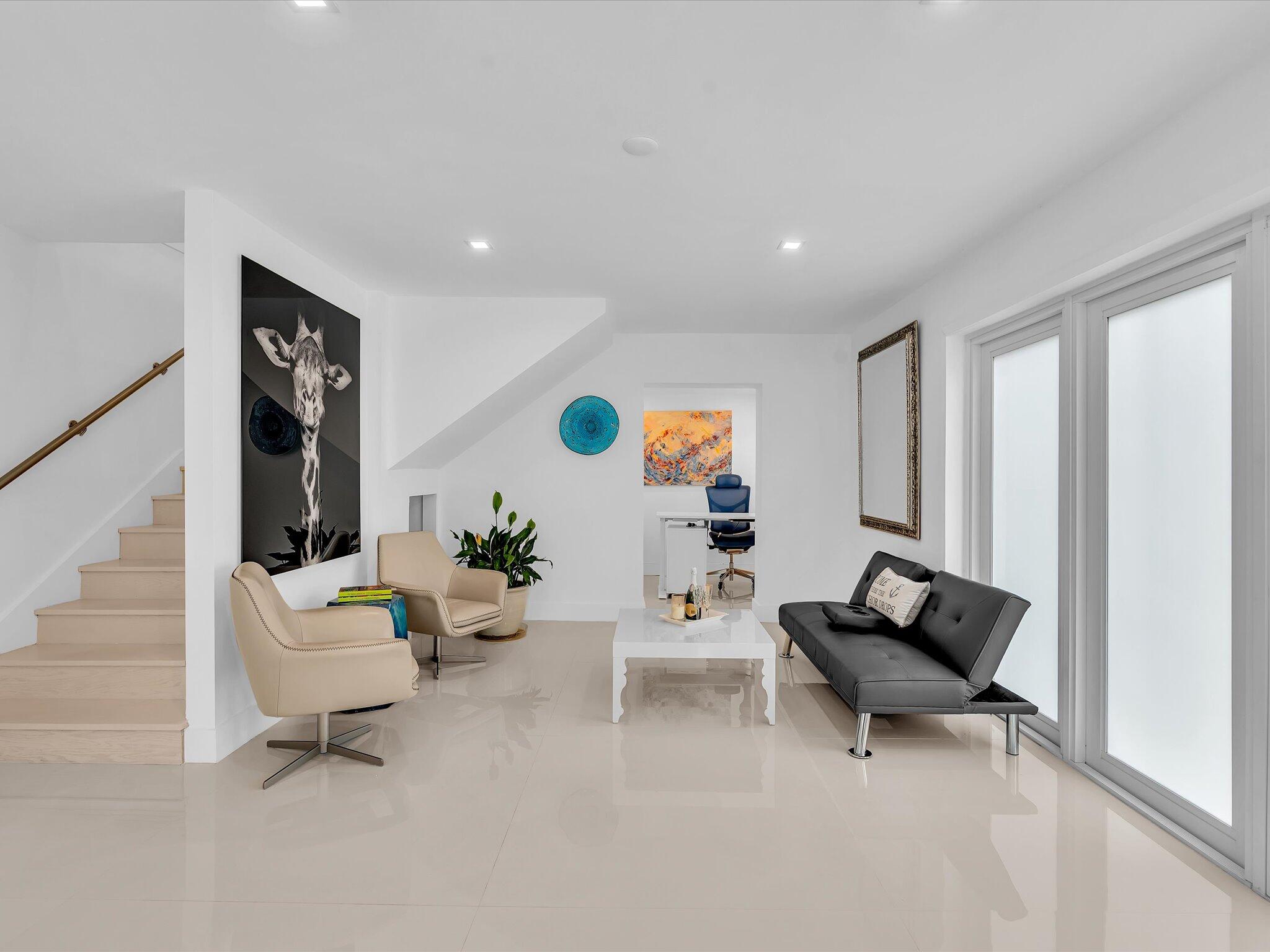 HILLSBORO SHORES SEC - Residential
