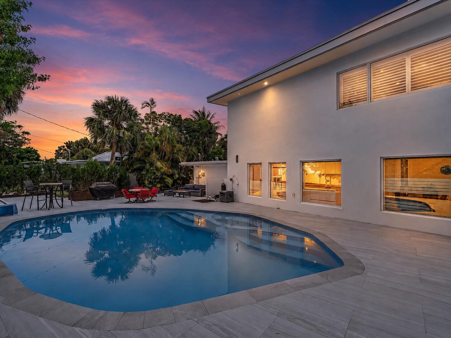 HILLSBORO SHORES SEC - Residential