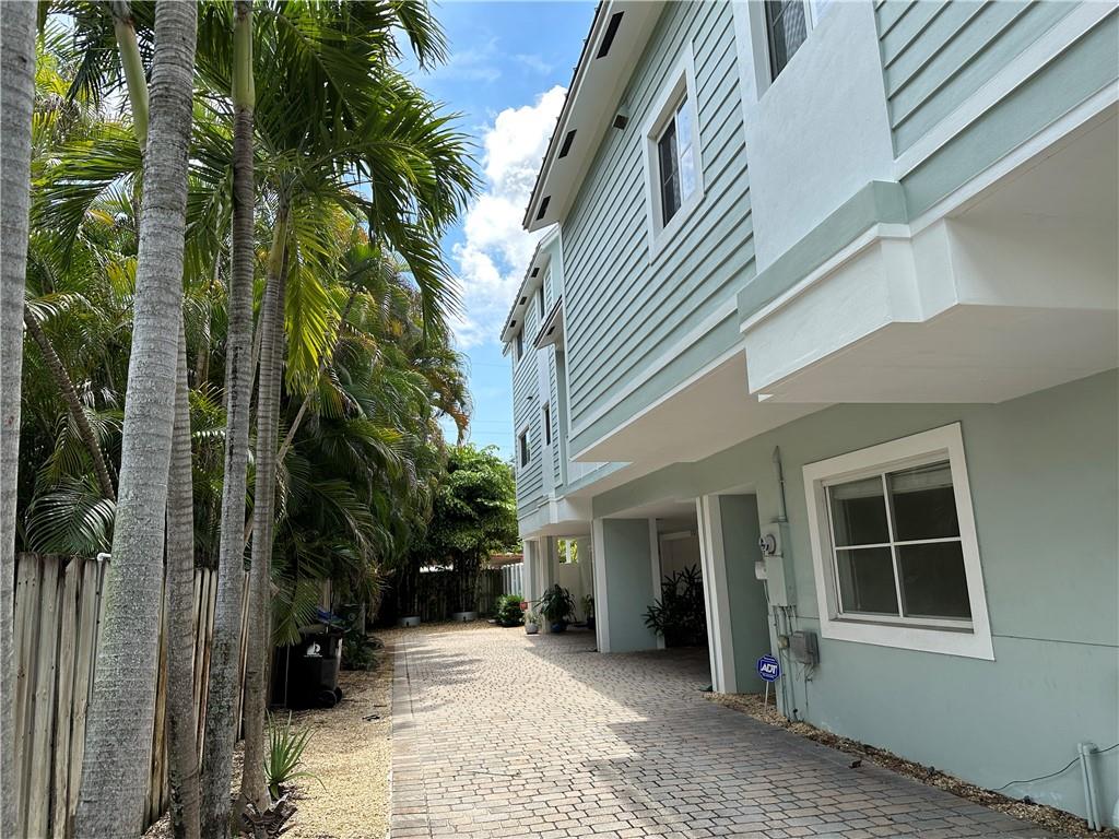 Lakes of Treasure Village - Residential