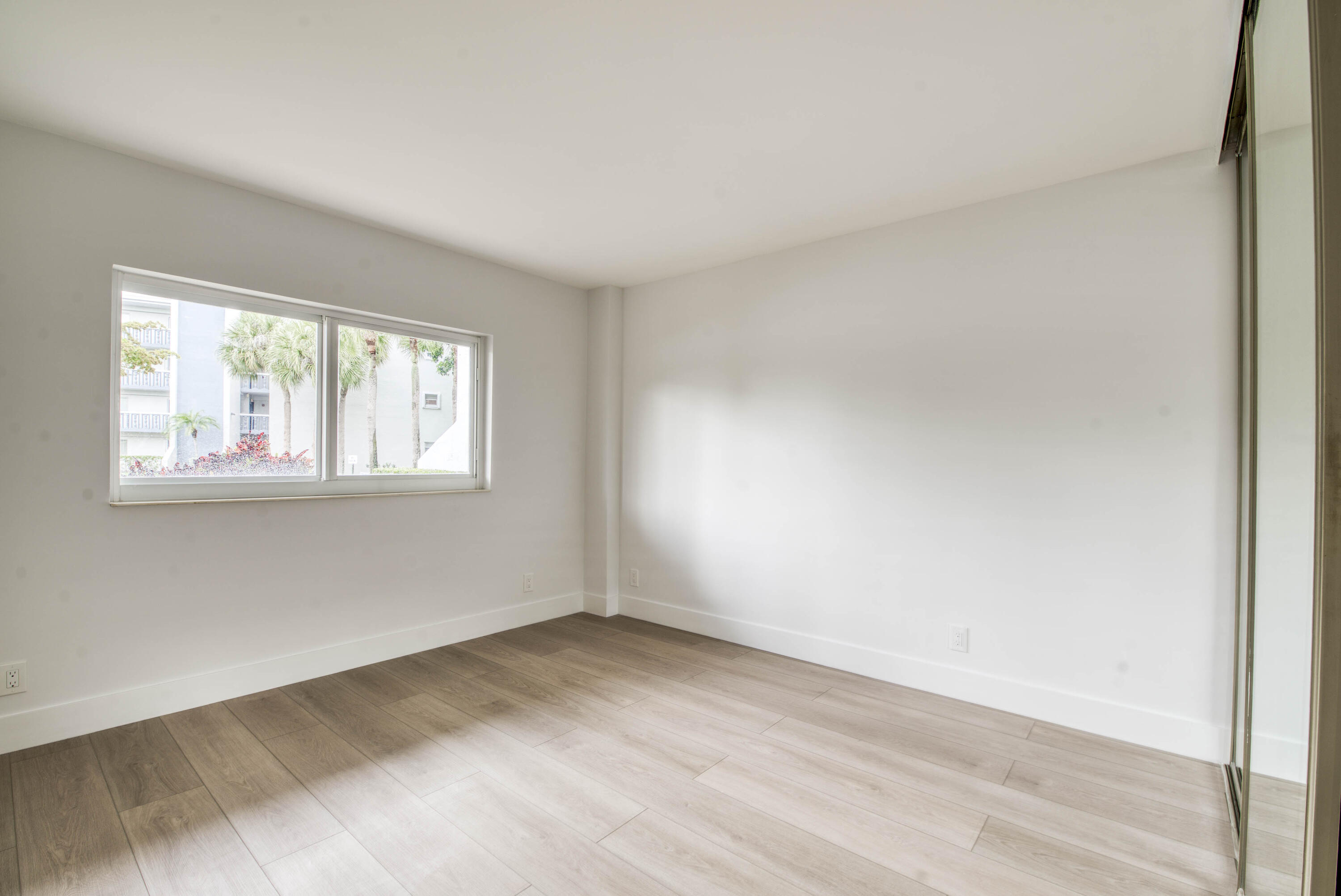 Essex at Poinciana Condo - Residential