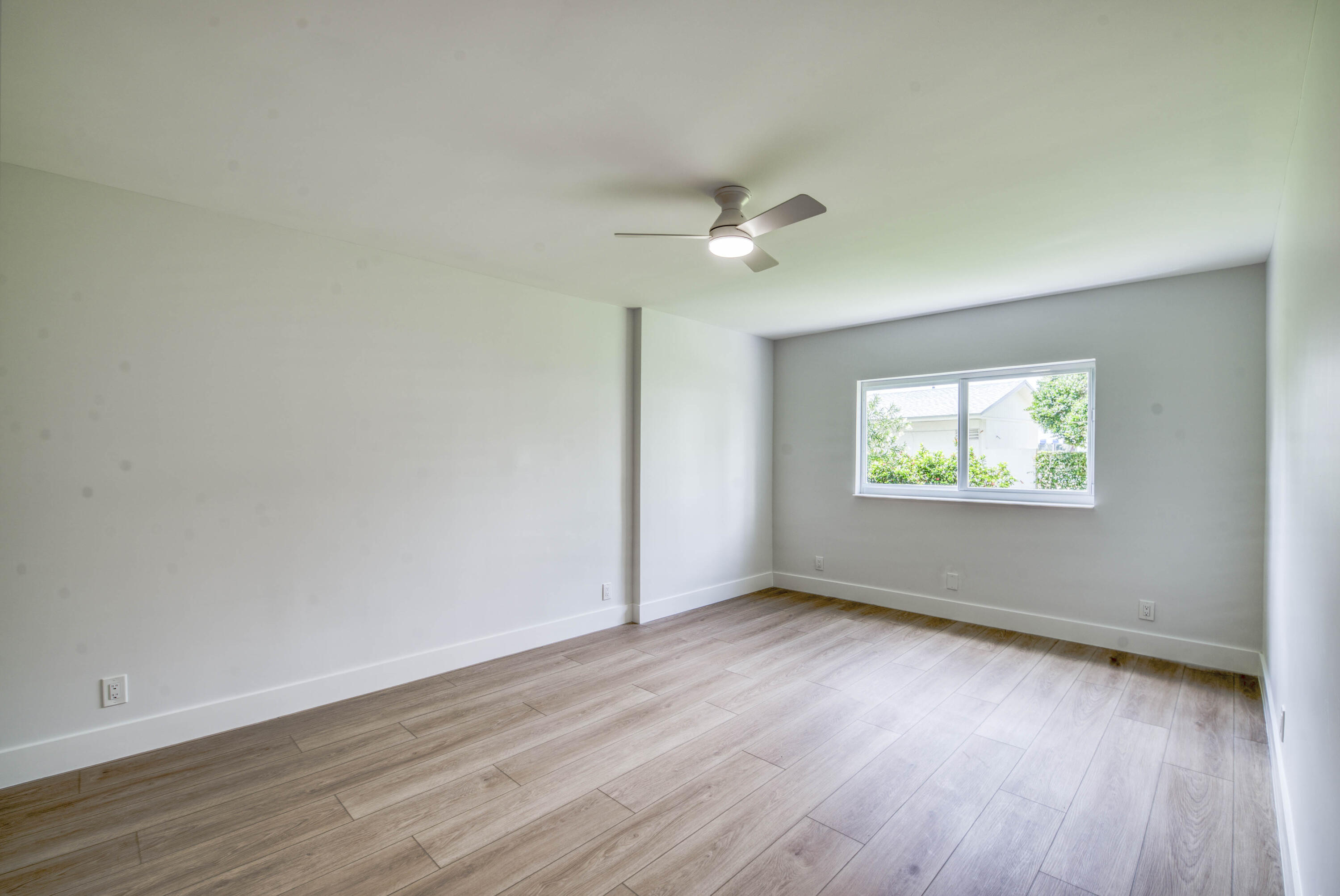 Essex at Poinciana Condo - Residential