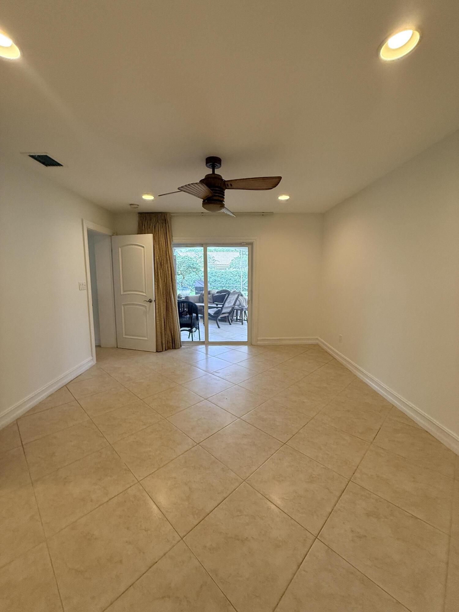 BOCA MADERA UNIT 1 - Residential Lease