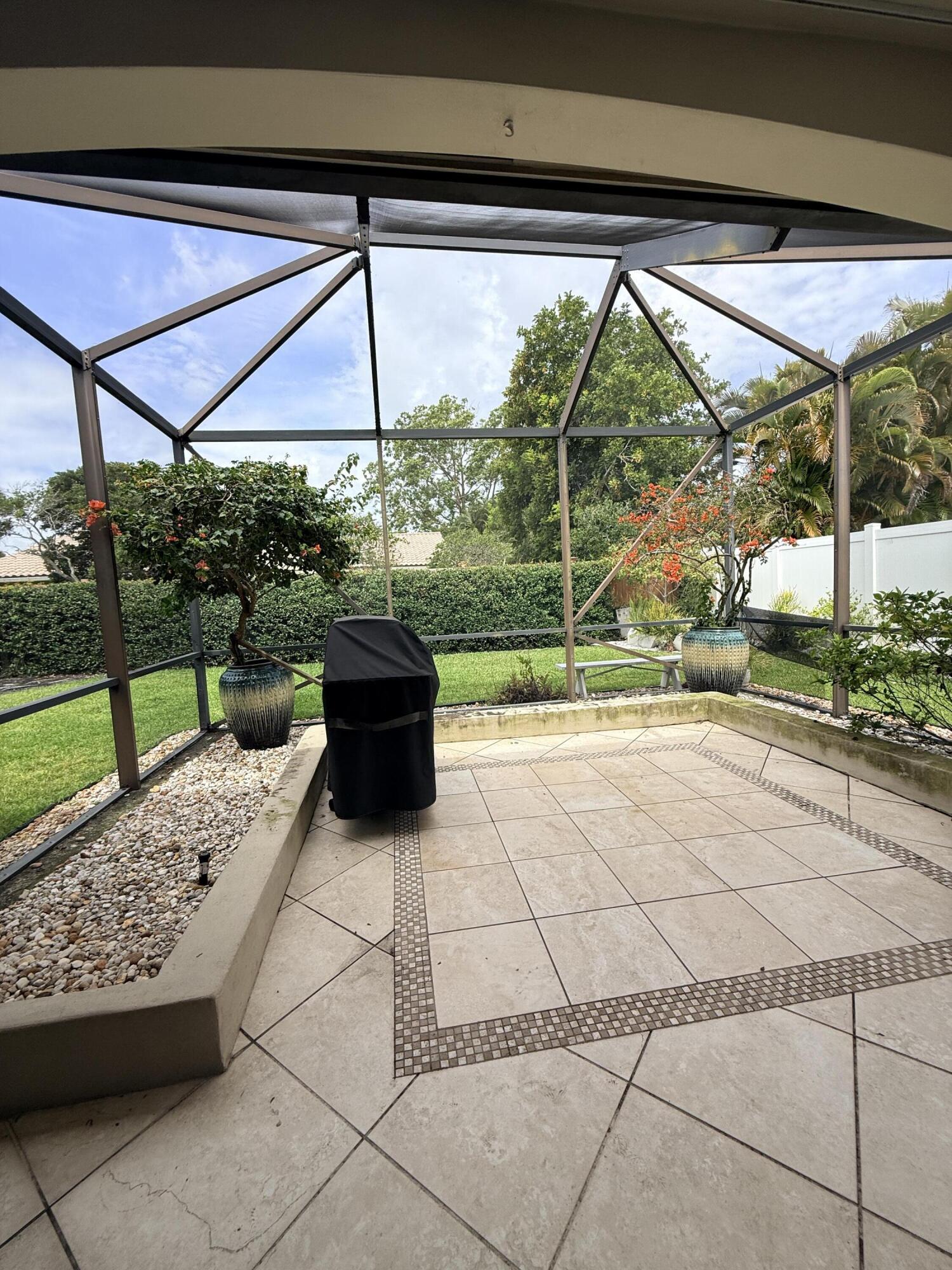 BOCA MADERA UNIT 1 - Residential Lease