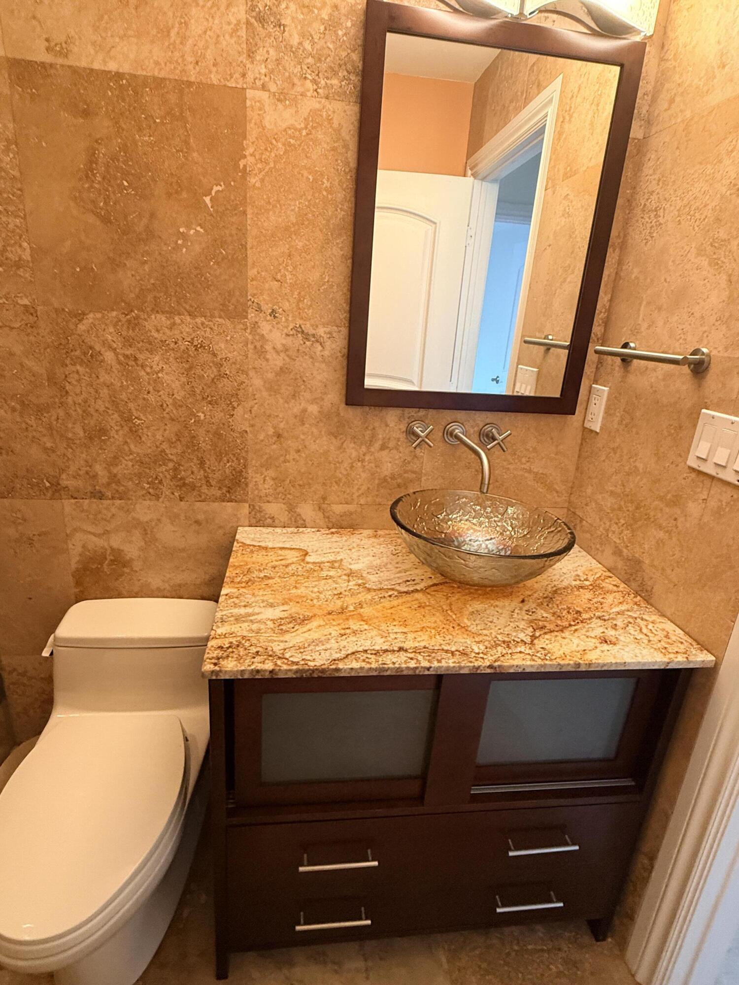 BOCA MADERA UNIT 1 - Residential Lease