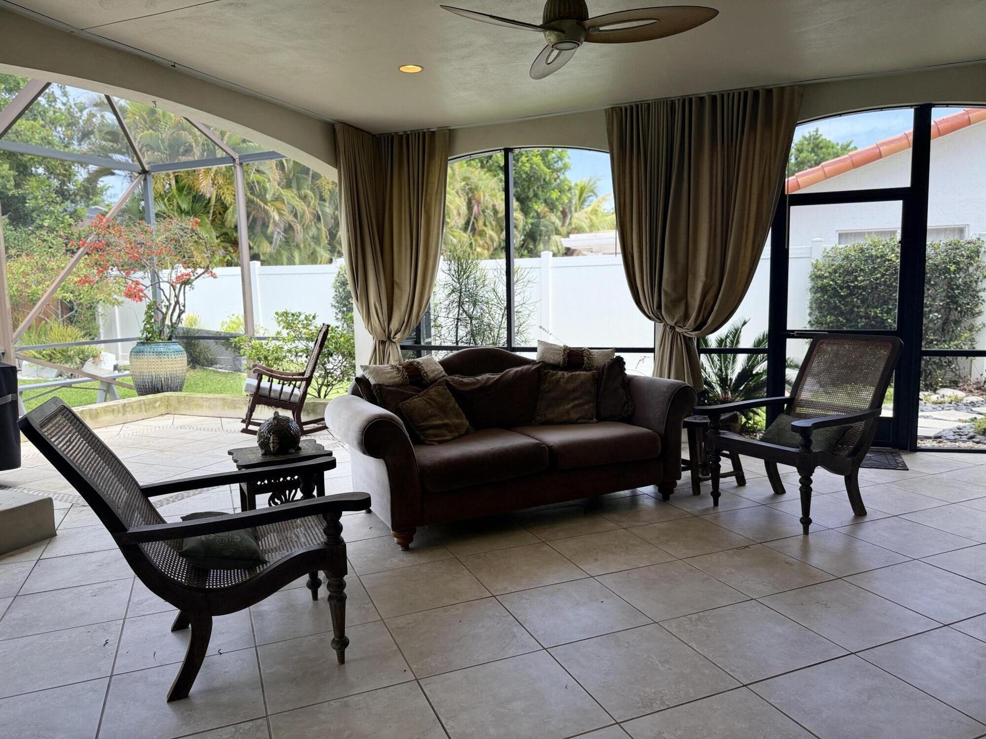 BOCA MADERA UNIT 1 - Residential Lease