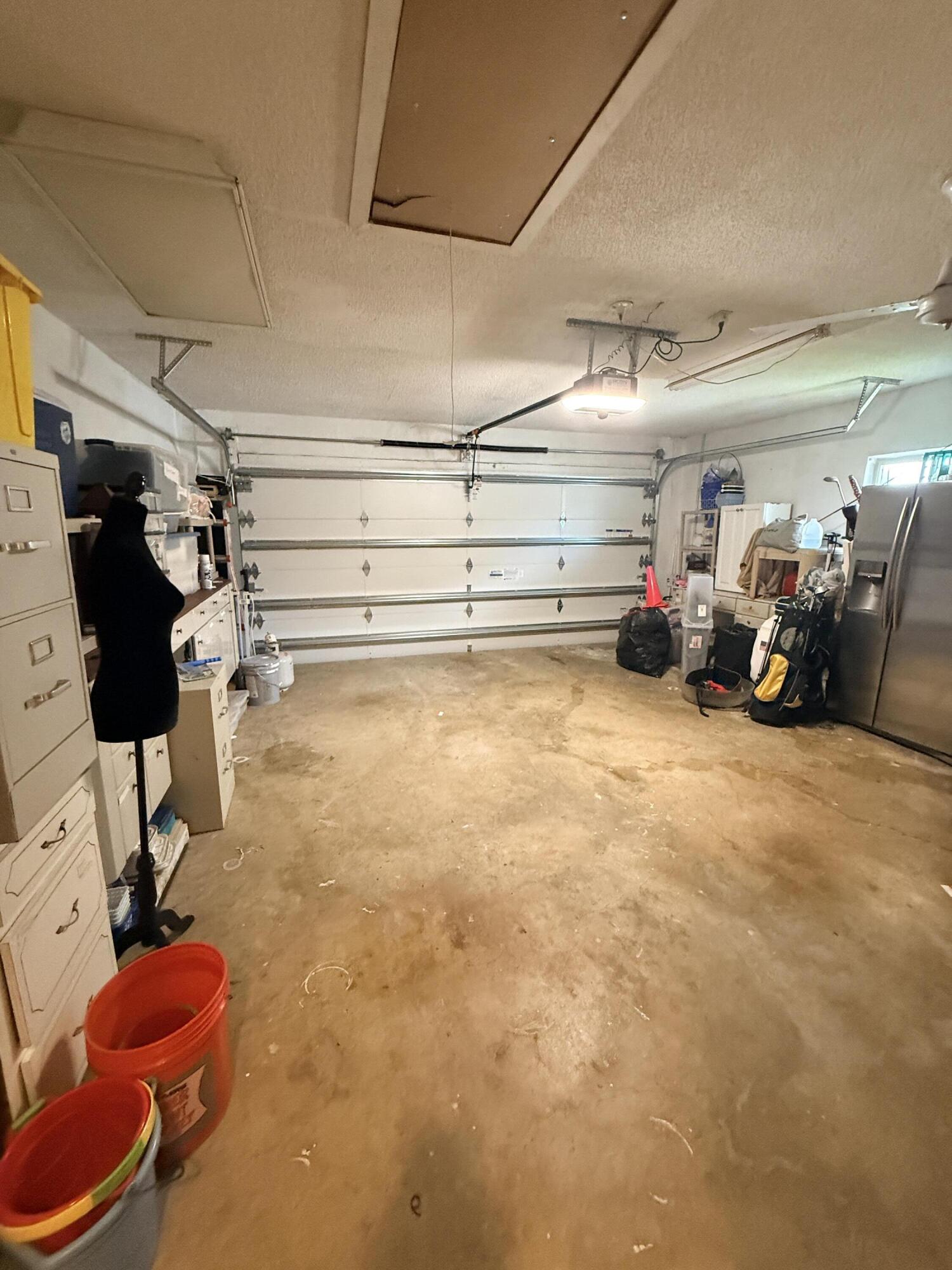 BOCA MADERA UNIT 1 - Residential Lease