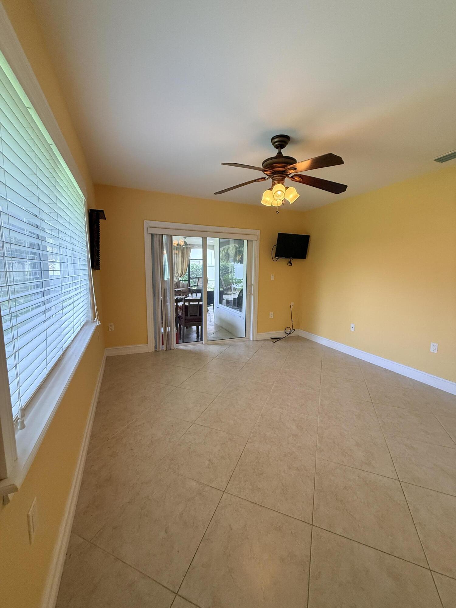 BOCA MADERA UNIT 1 - Residential Lease