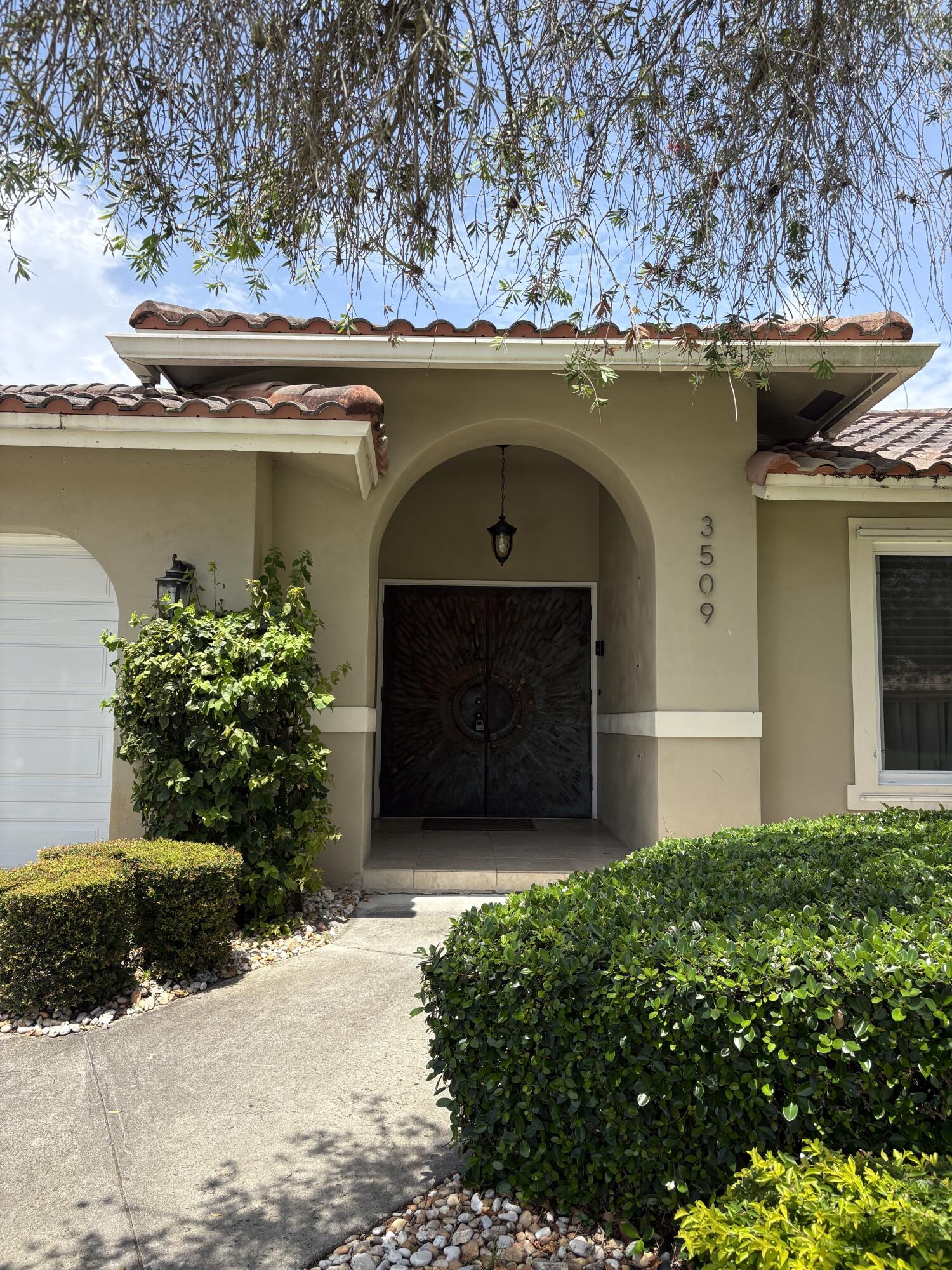 BOCA MADERA UNIT 1 - Residential Lease