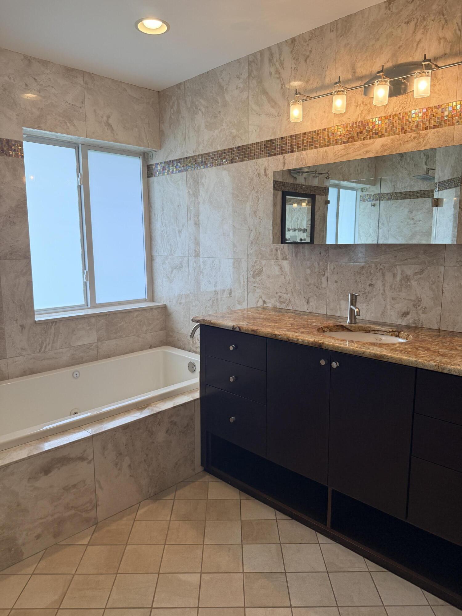 BOCA MADERA UNIT 1 - Residential Lease