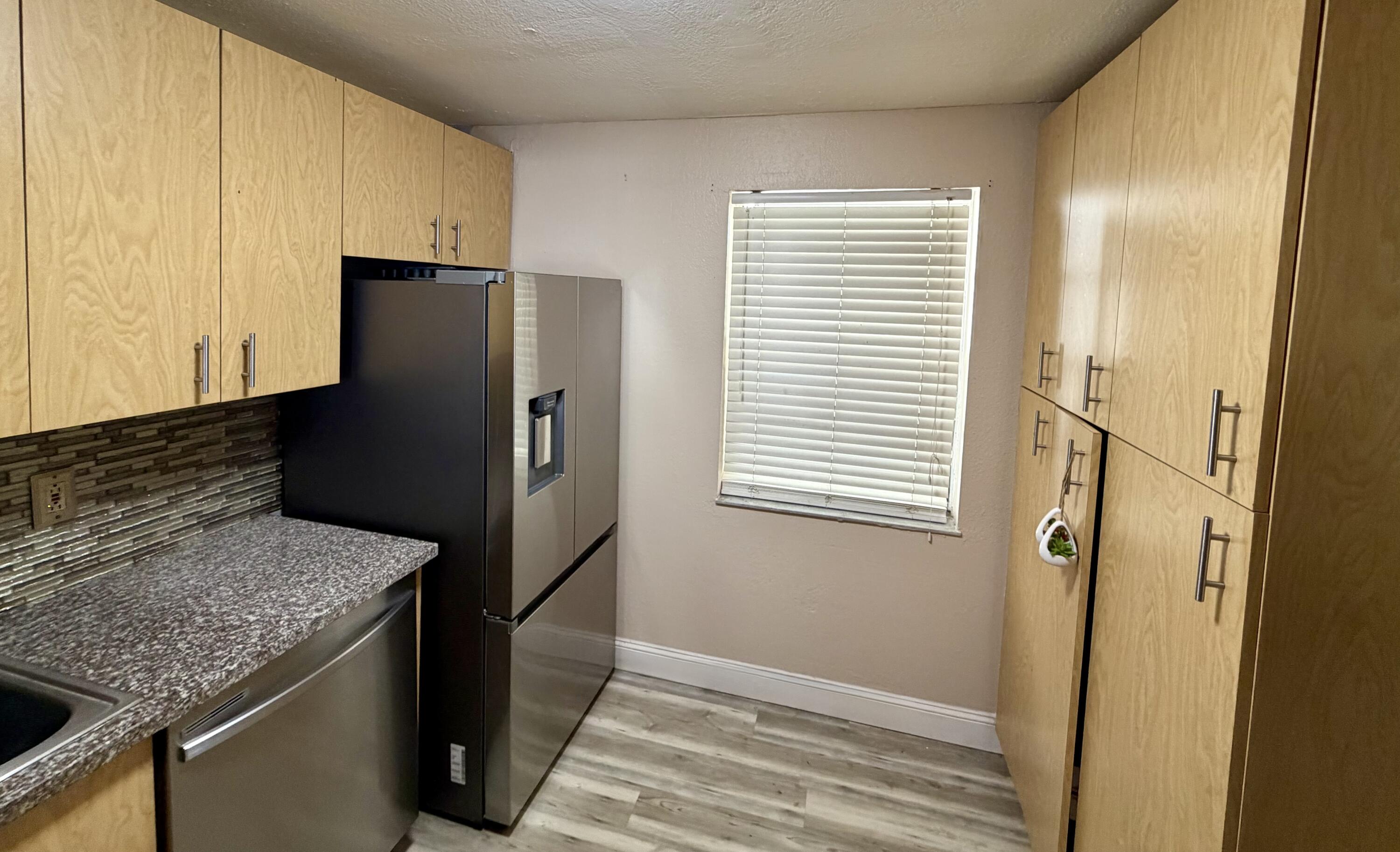 Gate Condo 03 - Residential