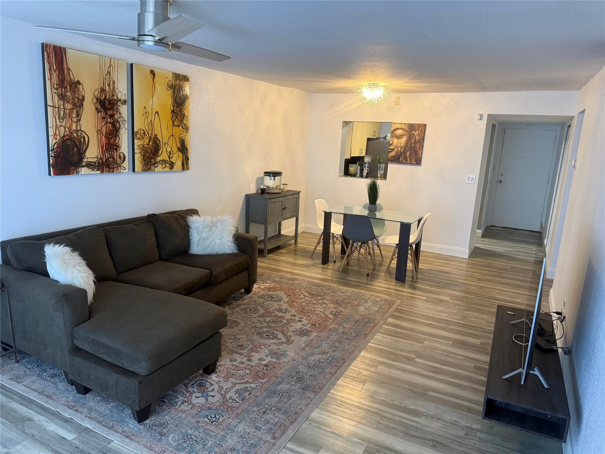 Gate Condo 03 - Residential