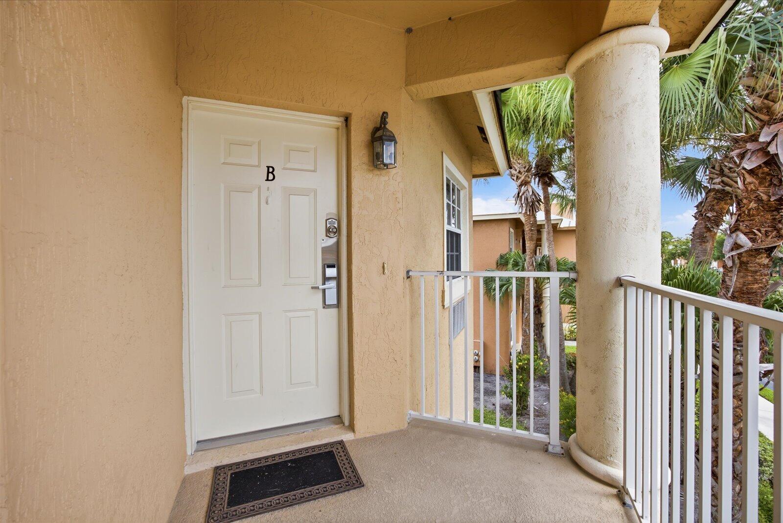 CASTLE PINES CONDOMI - Residential
