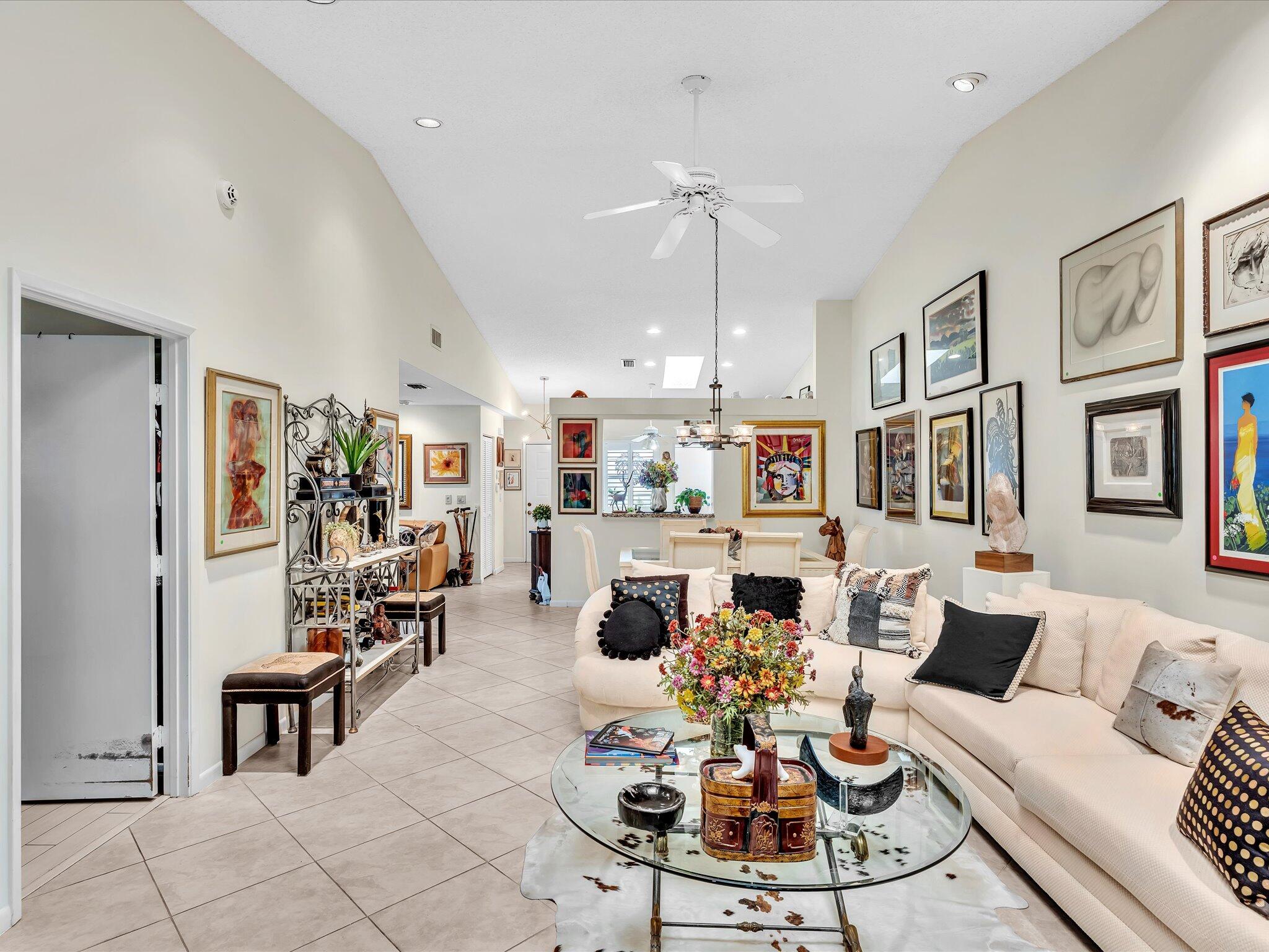 HUNTINGTON POINTE - Residential