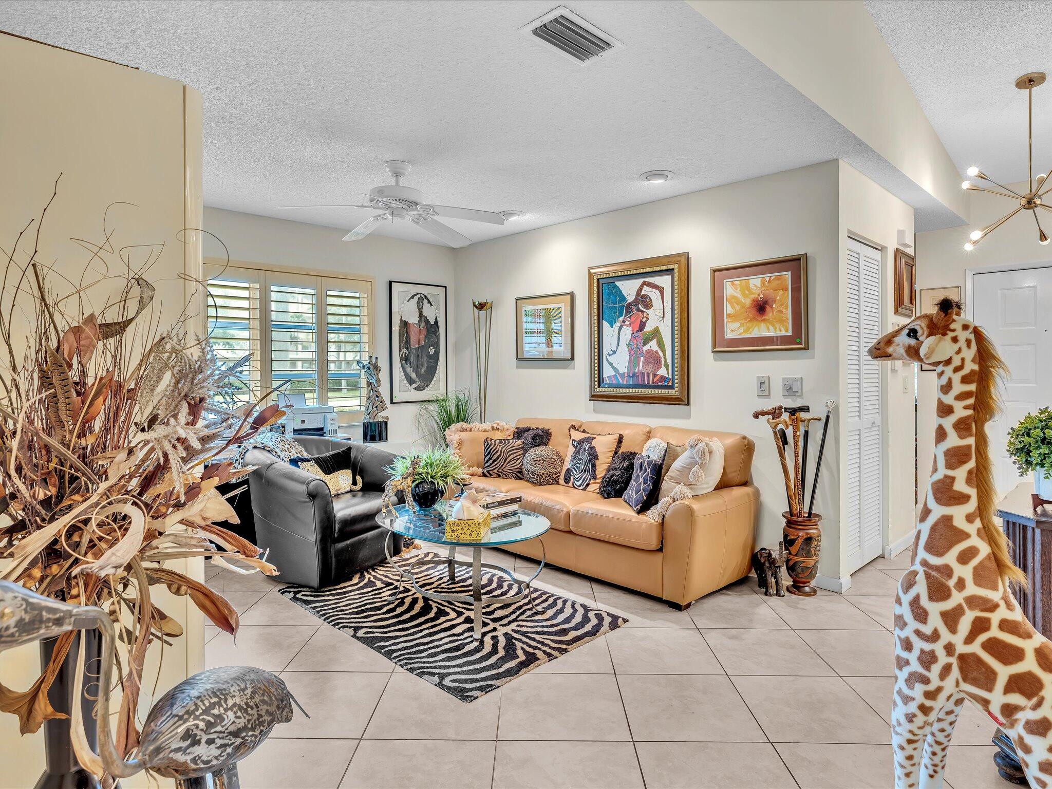 HUNTINGTON POINTE - Residential
