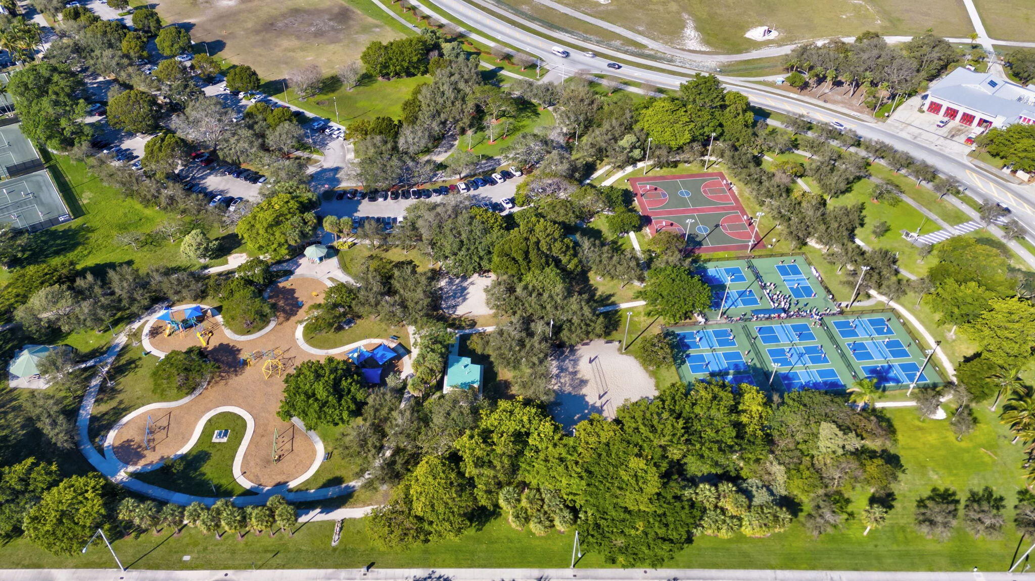 BEACHWAY ESTATES - Residential Income