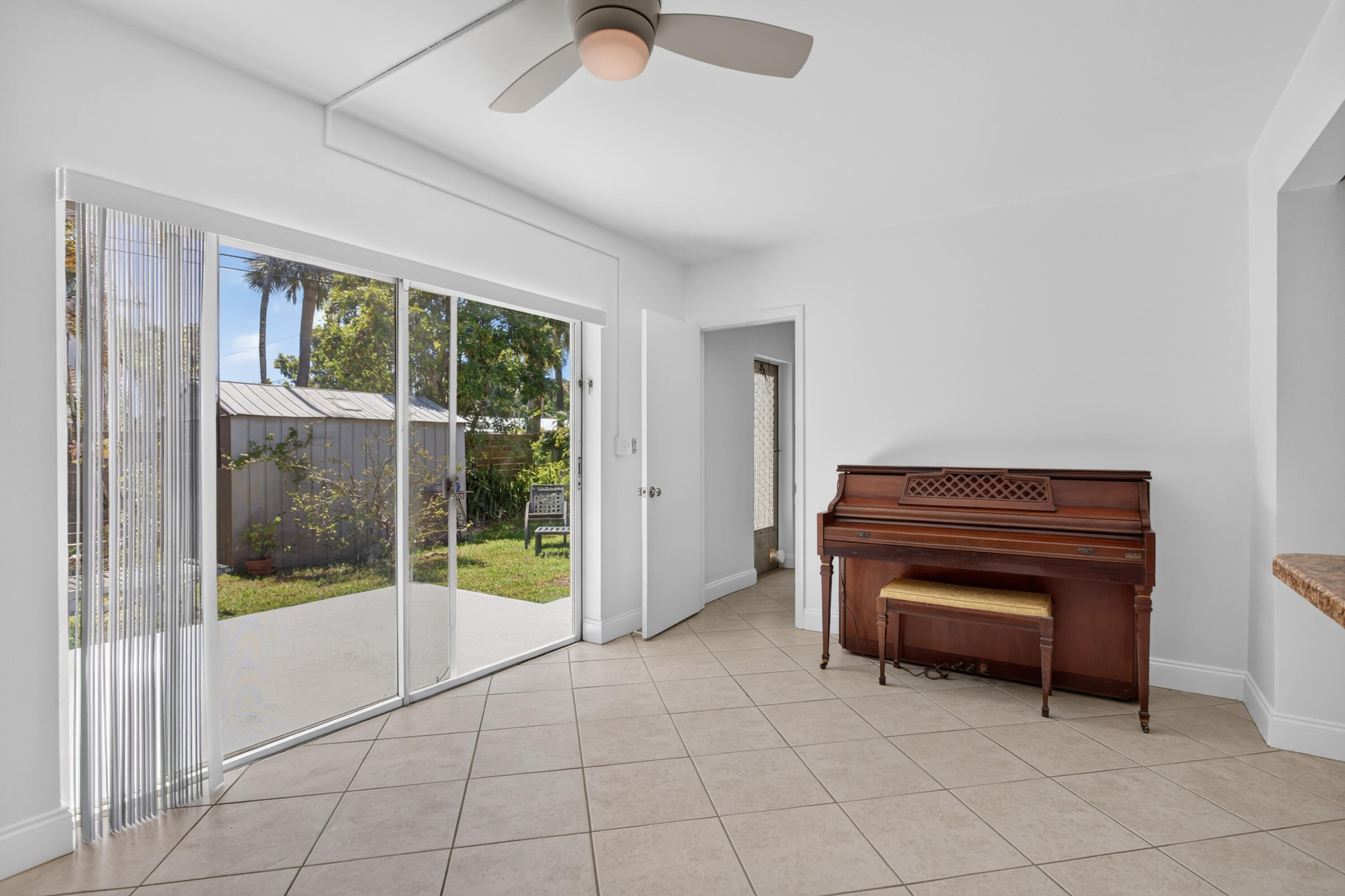 BEACHWAY ESTATES - Residential Income