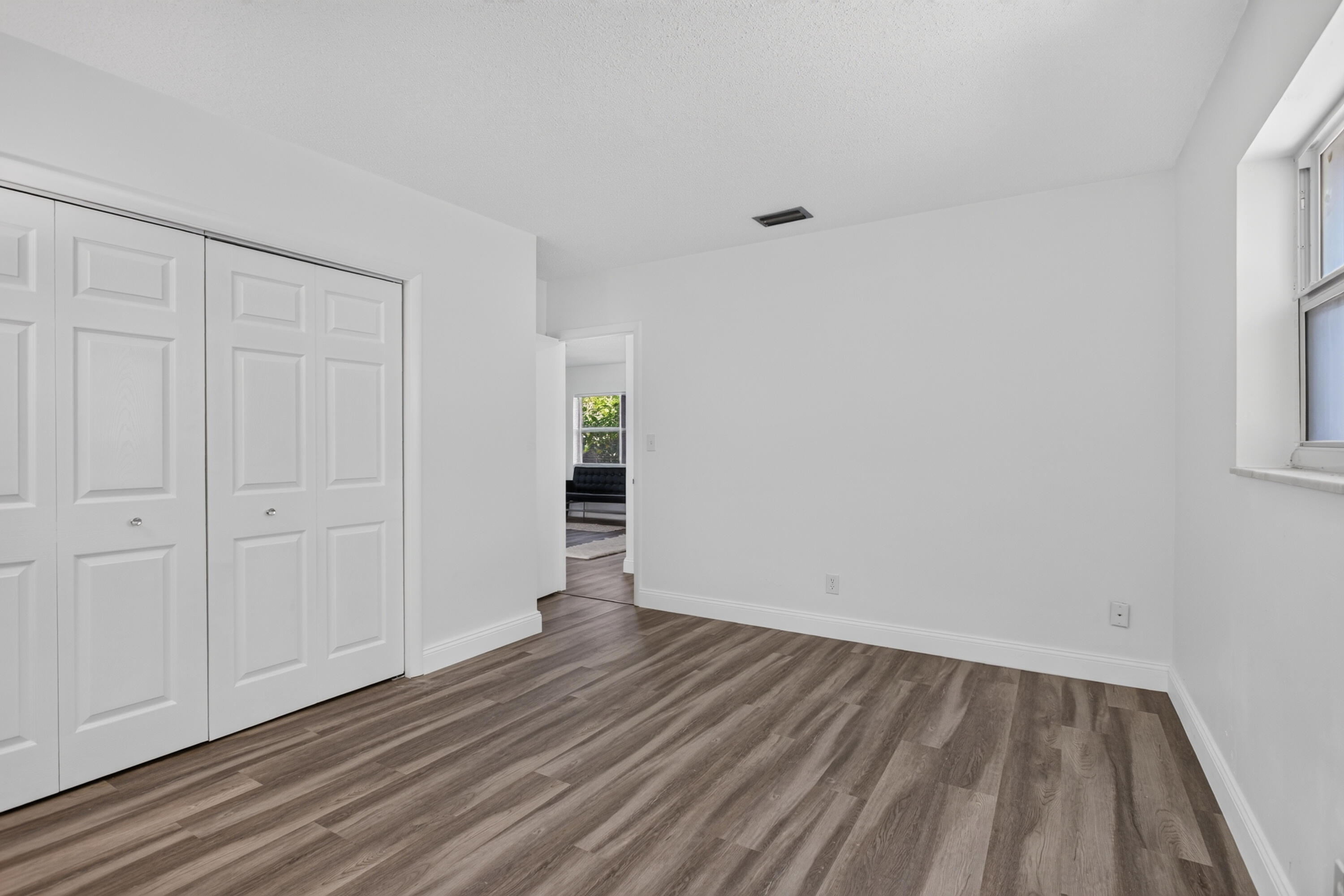 BEACHWAY ESTATES - Residential Income