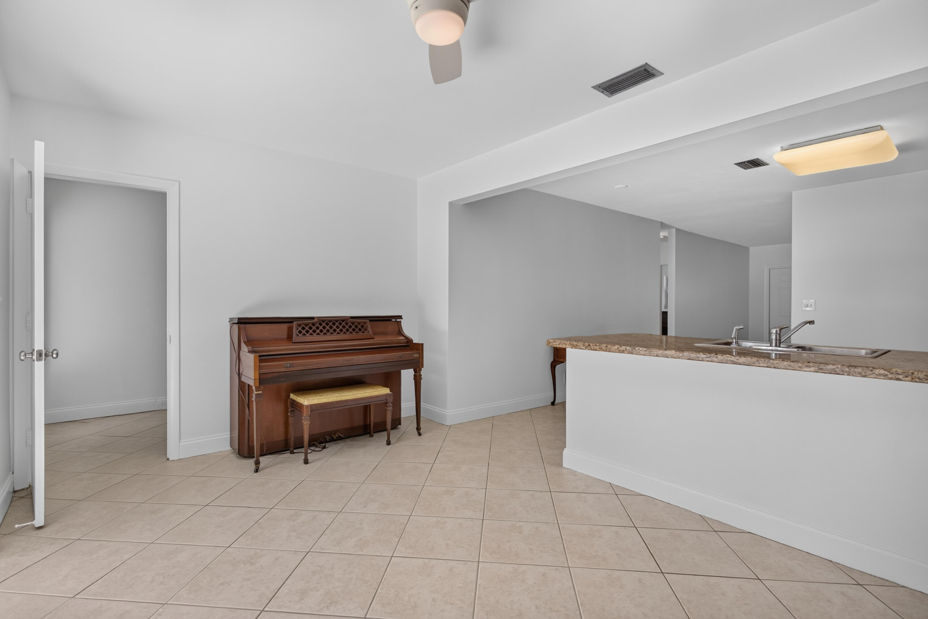 BEACHWAY ESTATES - Residential Income