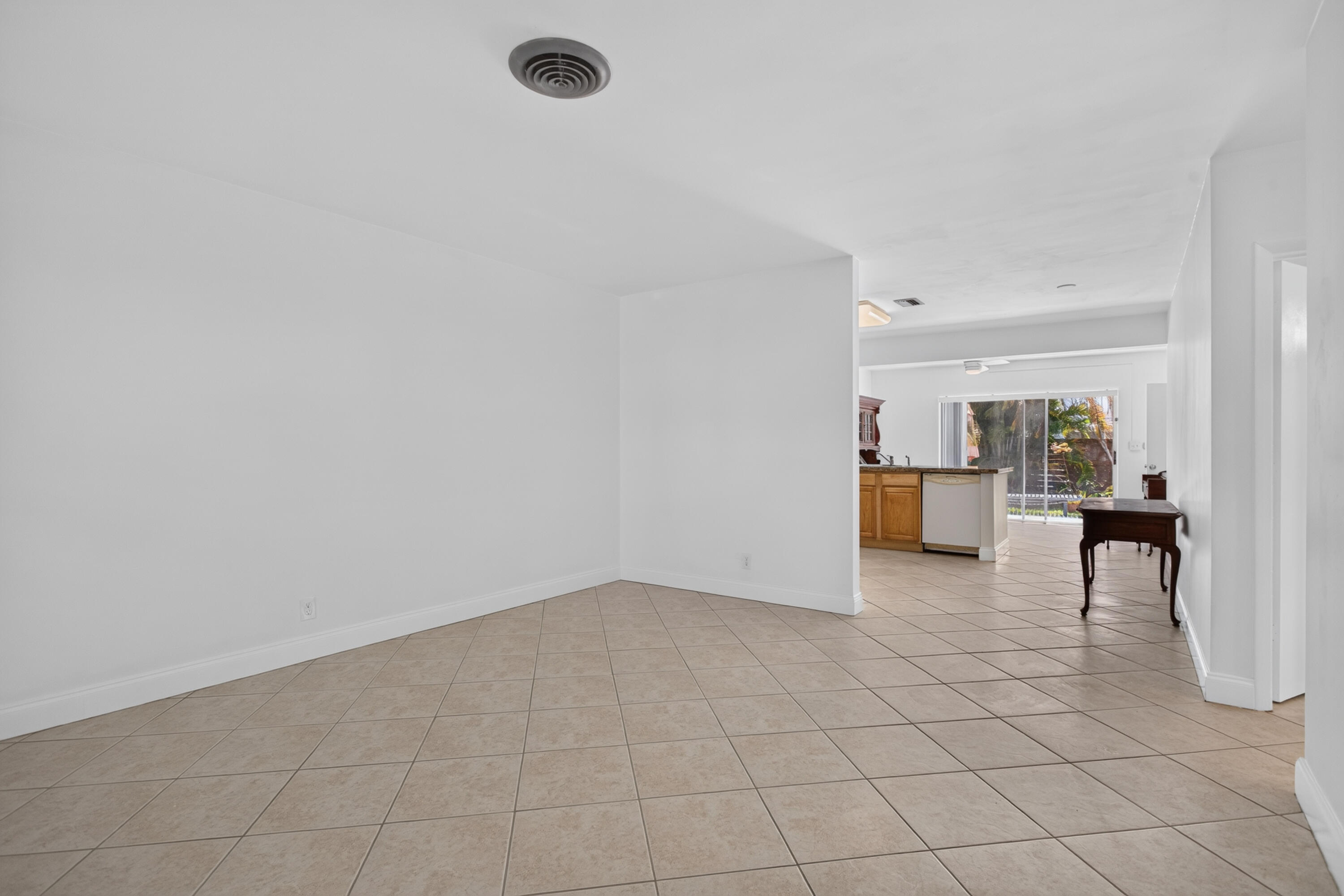 BEACHWAY ESTATES - Residential Income