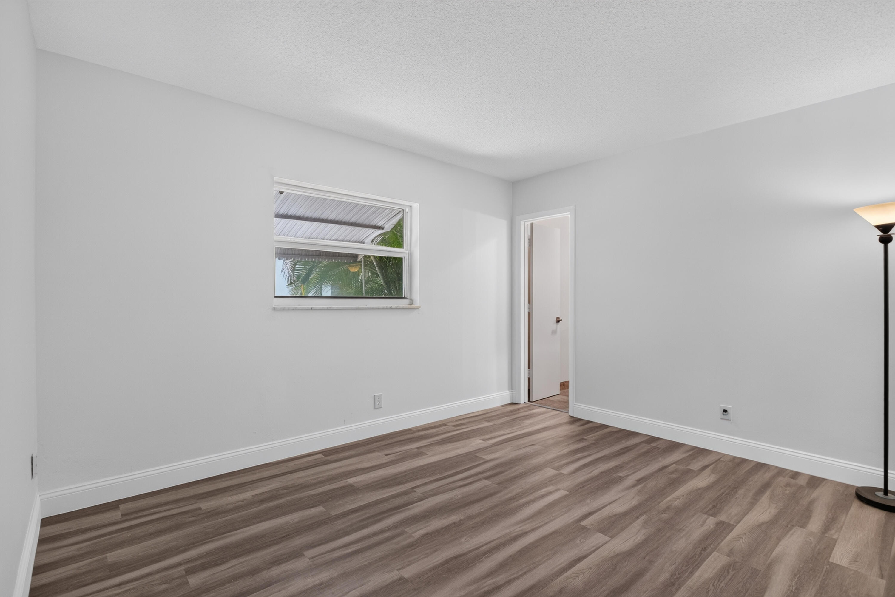 BEACHWAY ESTATES - Residential Income