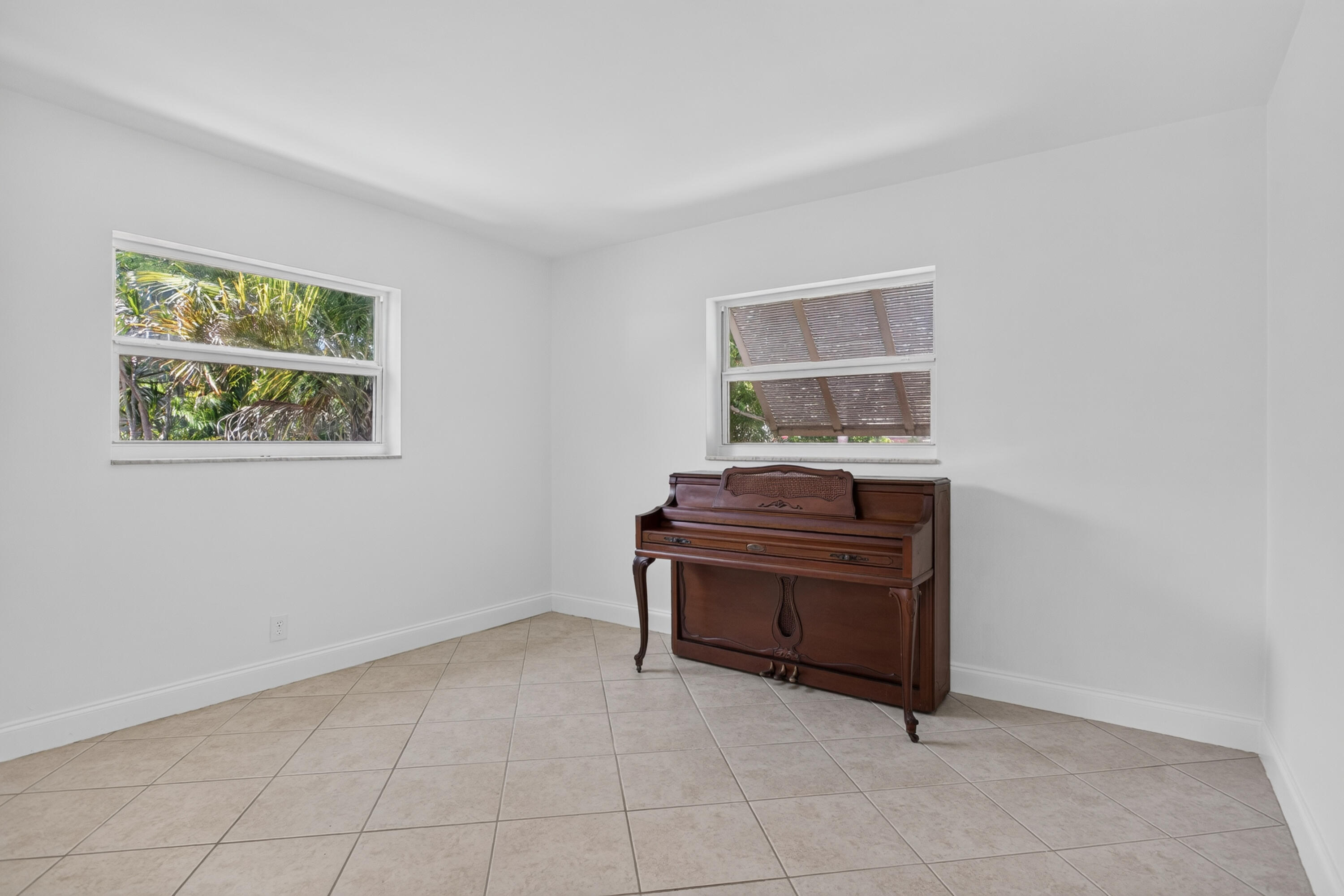 BEACHWAY ESTATES - Residential Income