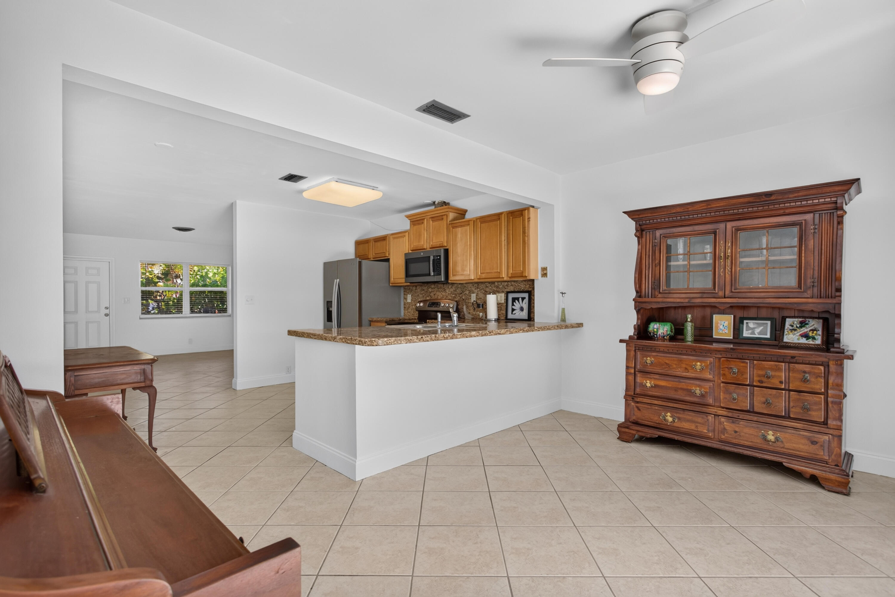 BEACHWAY ESTATES - Residential Income